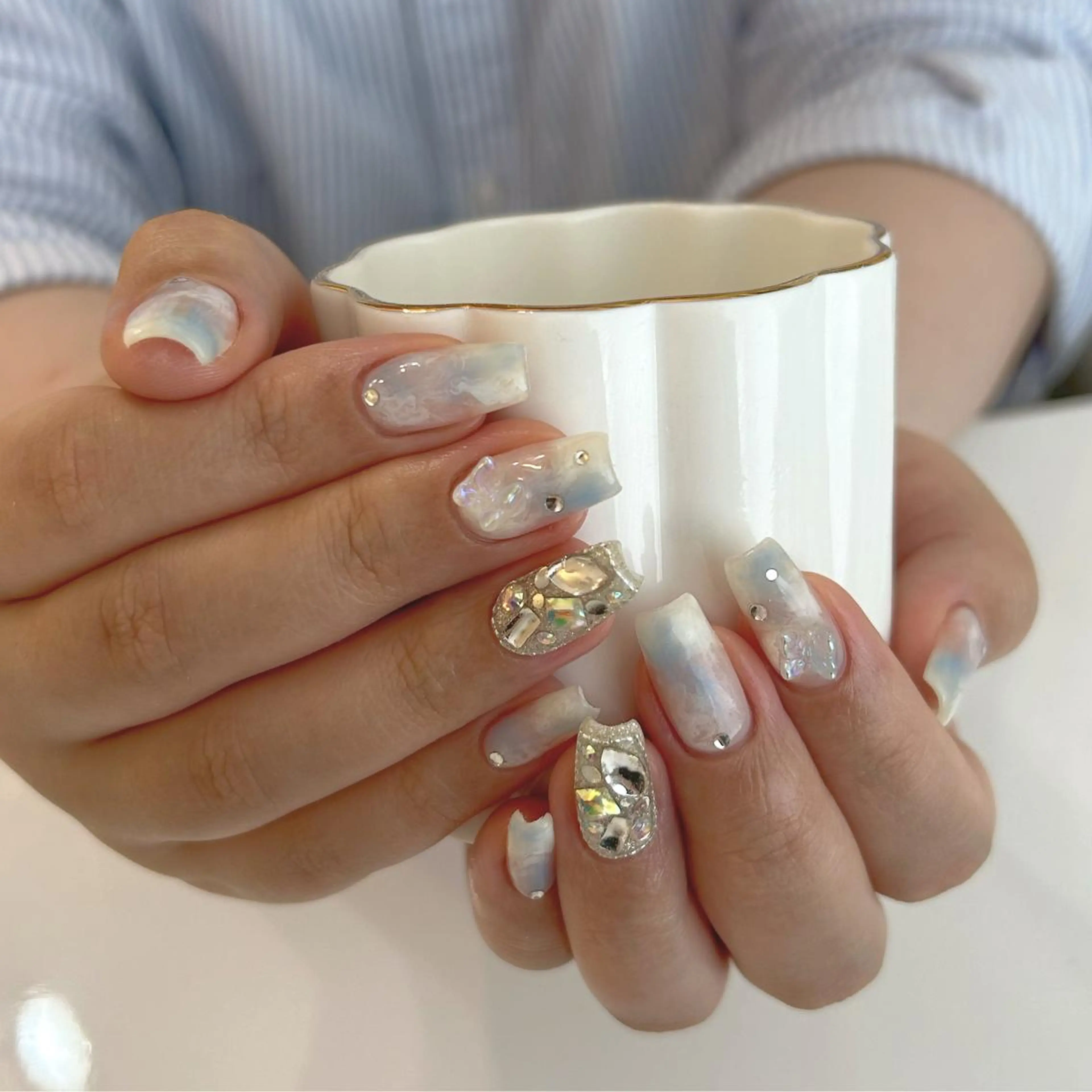 ネイル ハンドネイル ViViA momokaのネイルデザイン