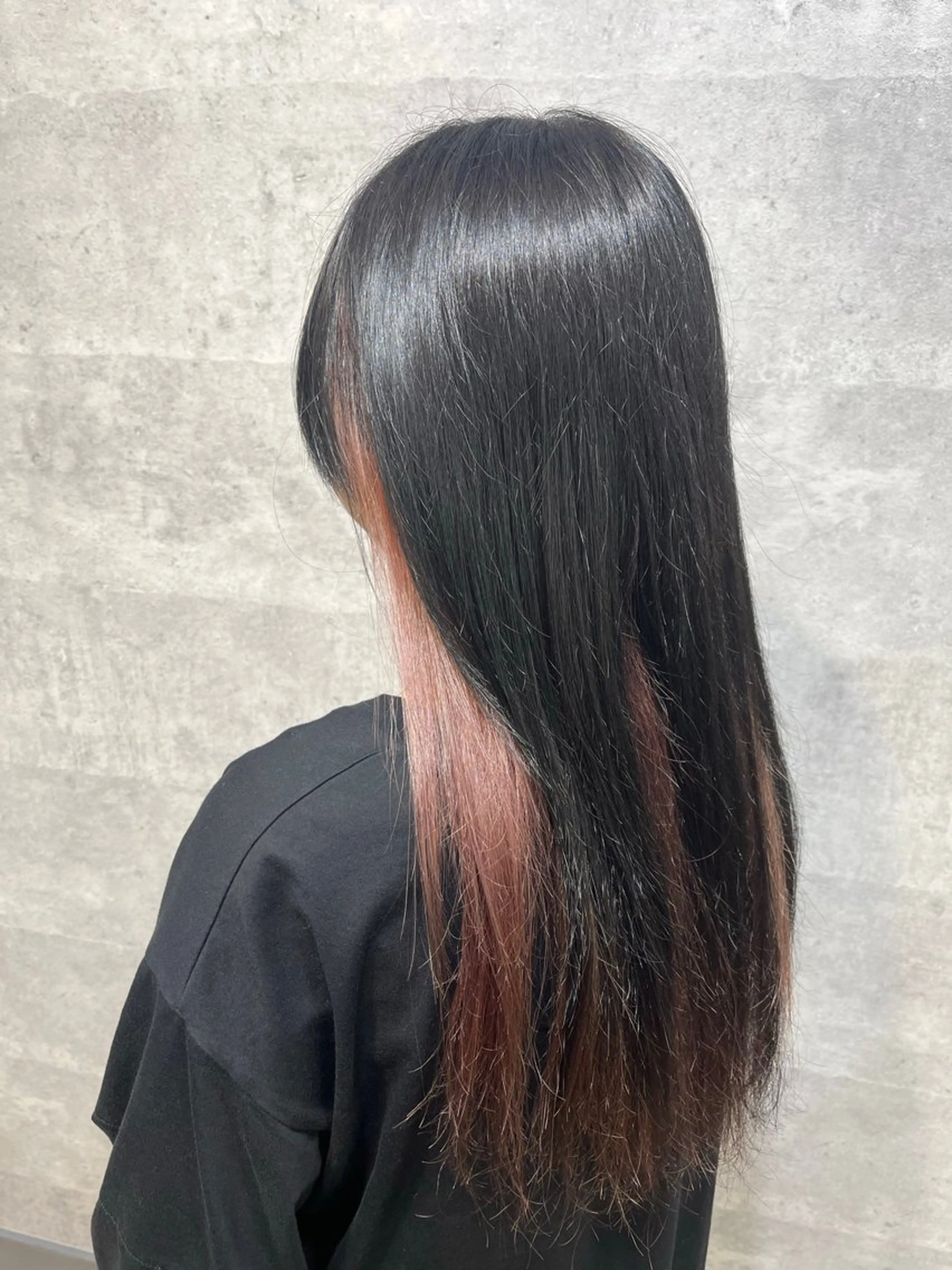 カラー ヘアカラー 中園 紫音のヘアスタイル