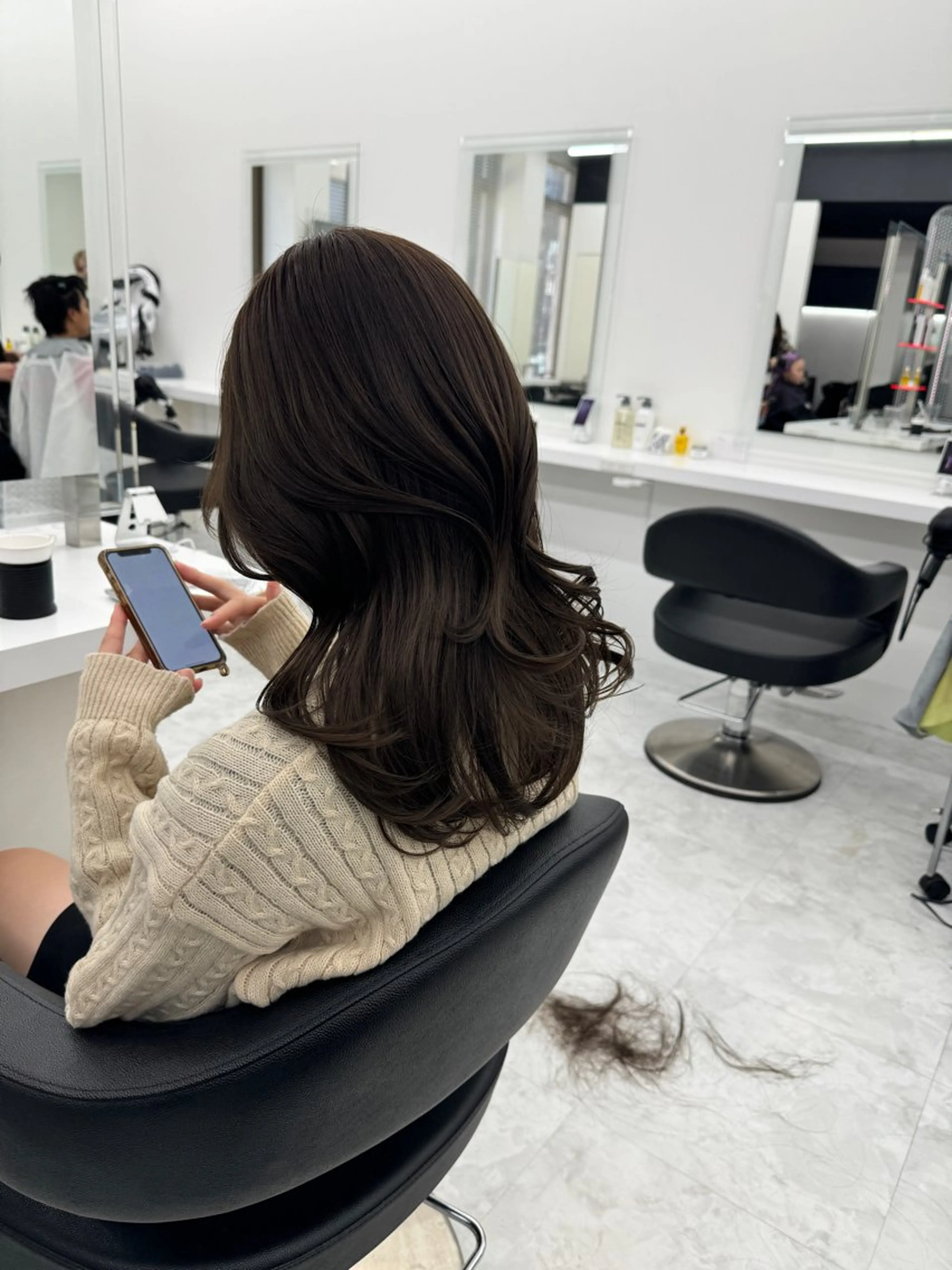 セミロング カラー カット ヘアカラー トリートメント ヘッドスパ ヘアセット 💖透明感カラー＆暗 髪専門💖Akariのヘアスタイル