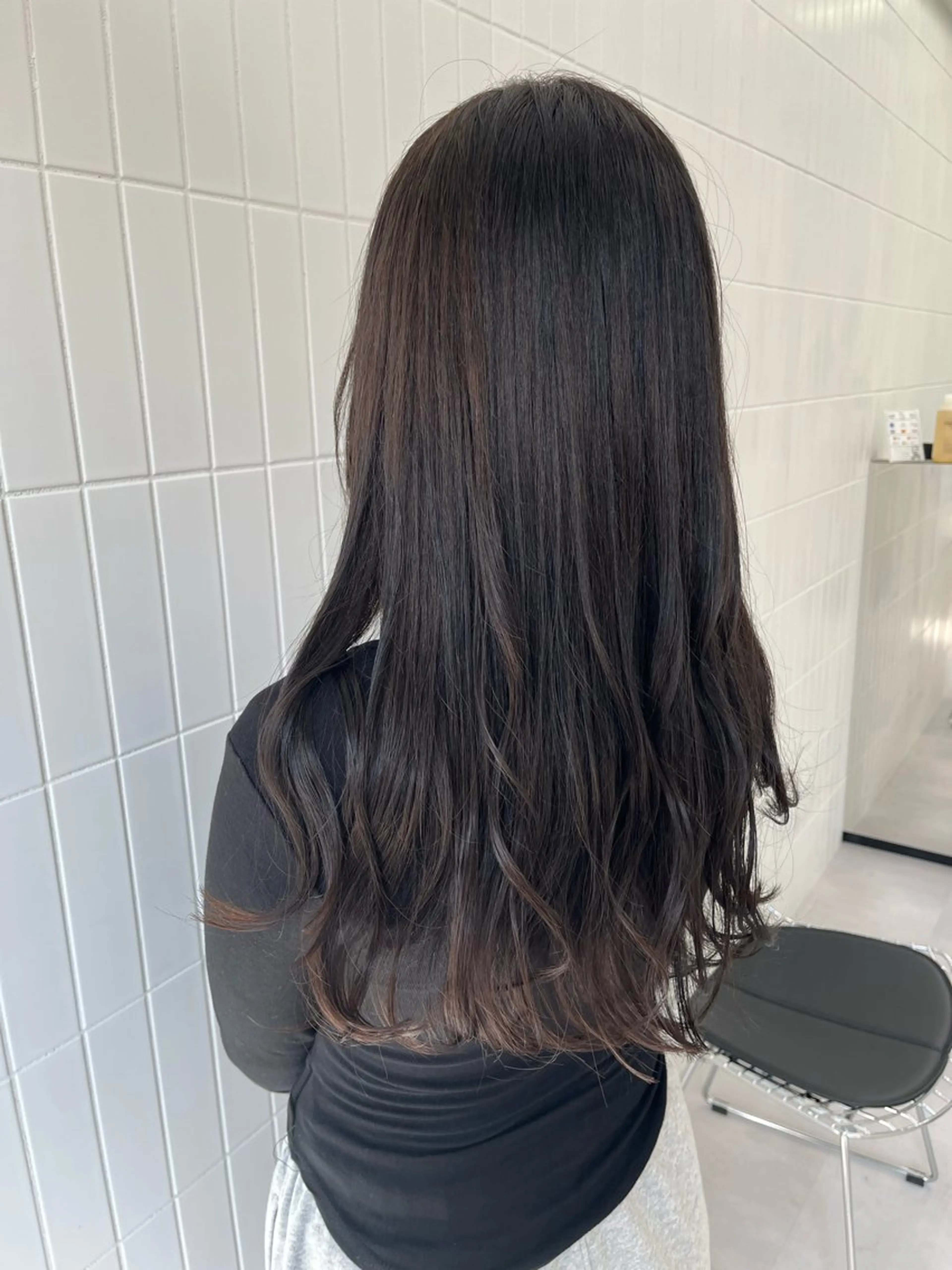 ミディアム ミディアムレイヤー チョコレートブラウン レイヤーカット カット ヘアカラー トリートメント ill【イル】天神西通り店所属・髪質改善縮毛矯正/暖 色カラー/ウエダカナのヘアスタイル