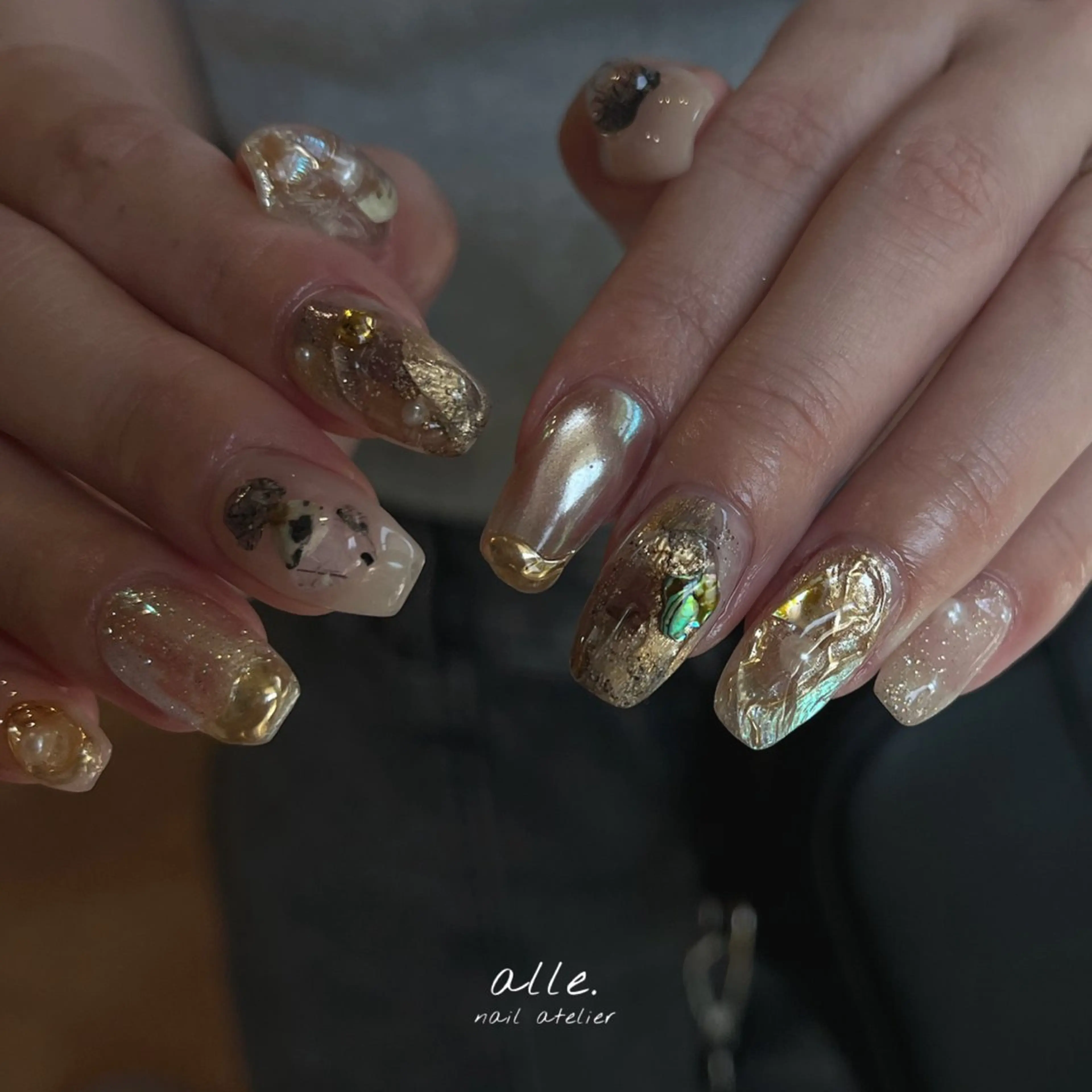 ネイル ハンドネイル atelier alle.のネイルデザイン