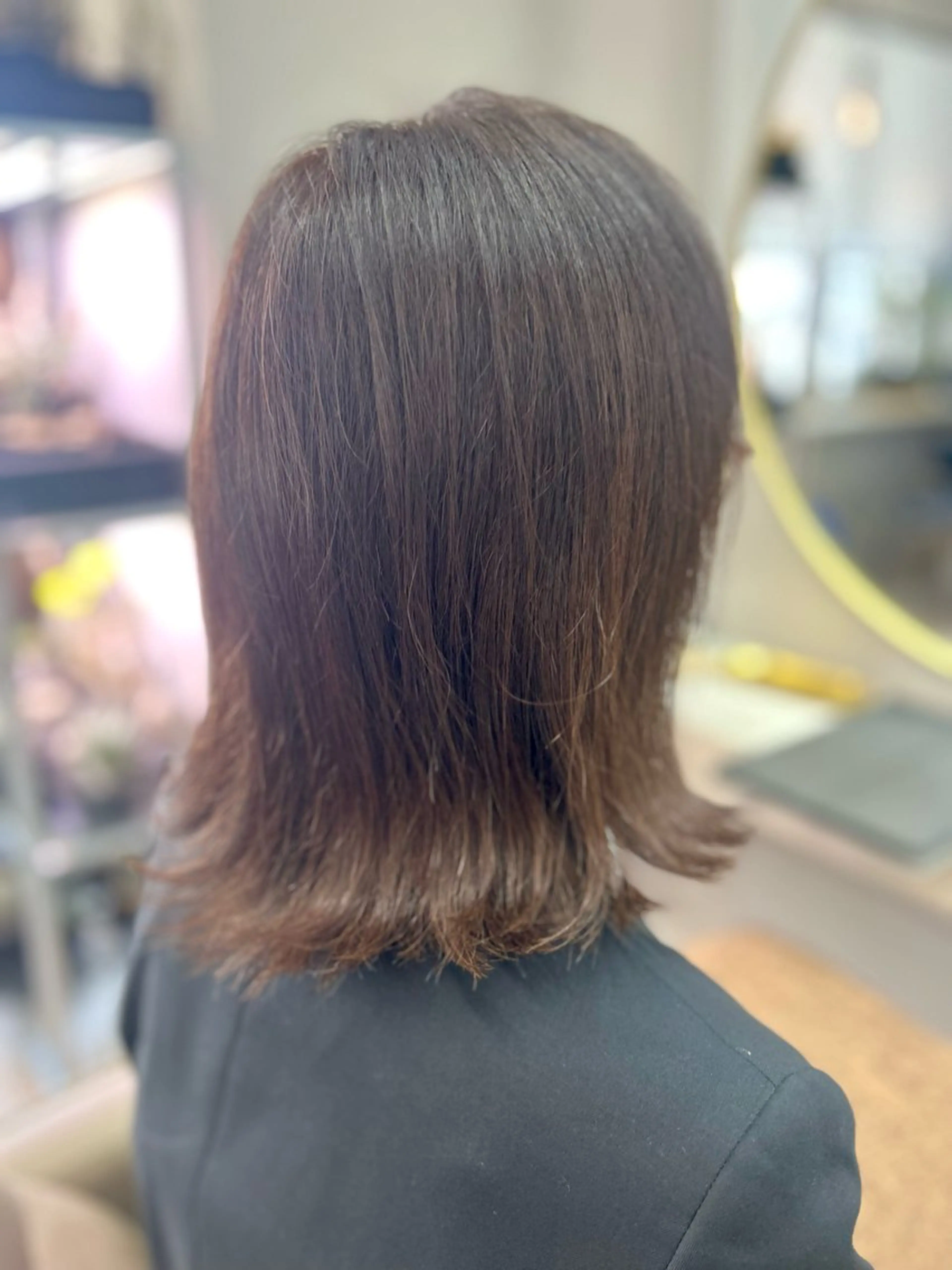 ミディアム 外ハネヘア カット 池田 太一のヘアスタイル