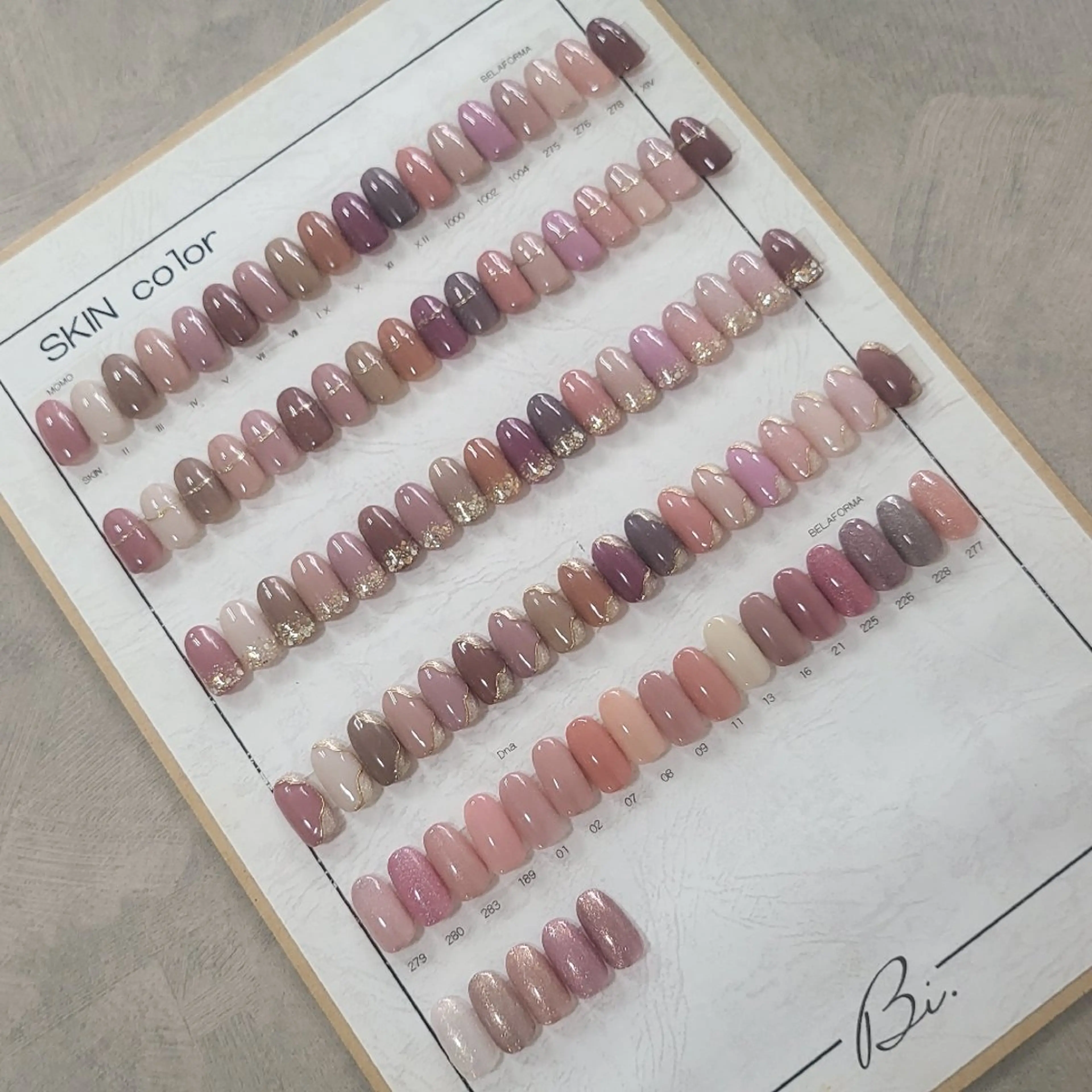 ネイル SalonBi / Aikaのネイルデザイン