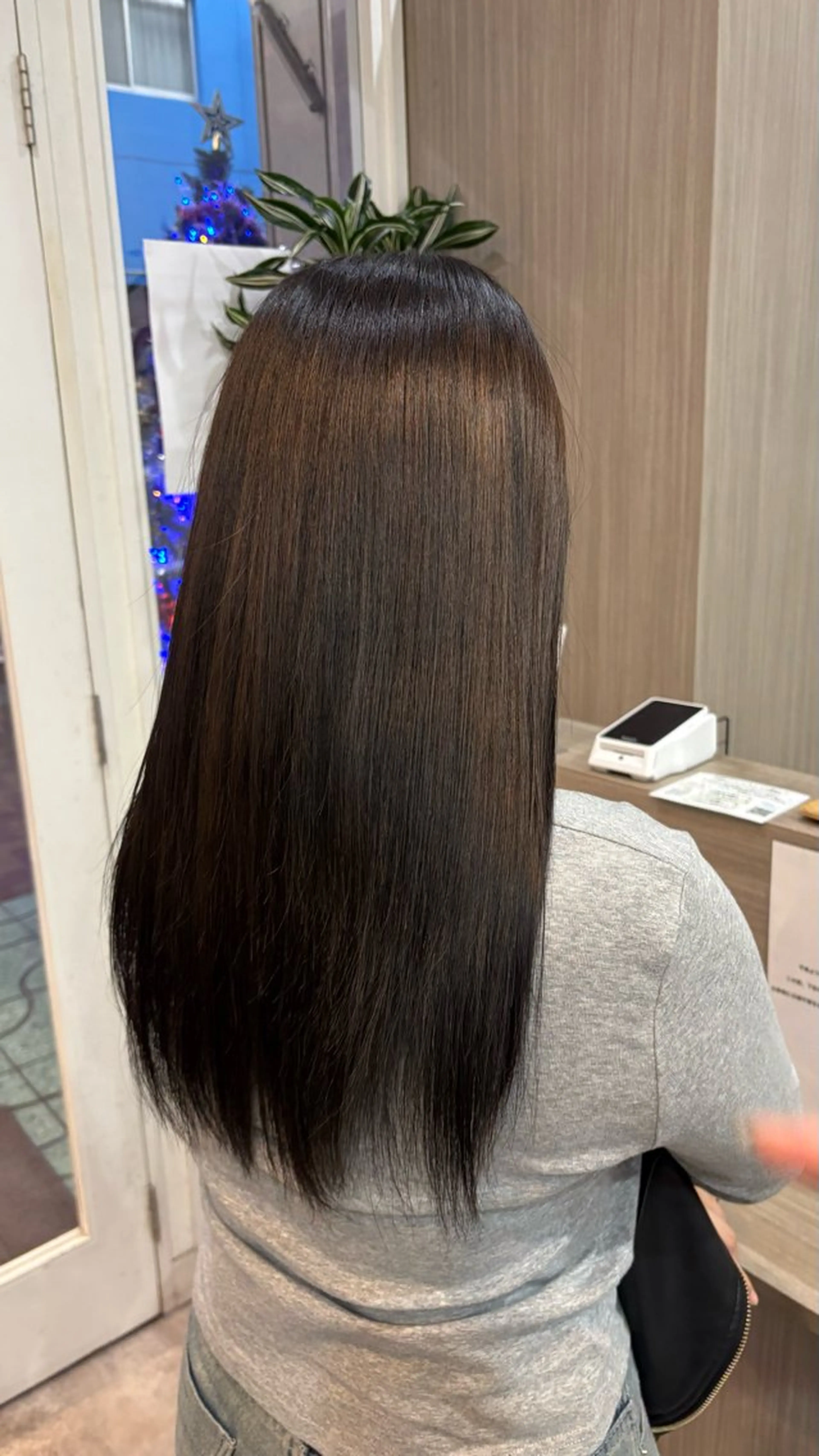 ロング カラー 生尾 虹水のヘアスタイル