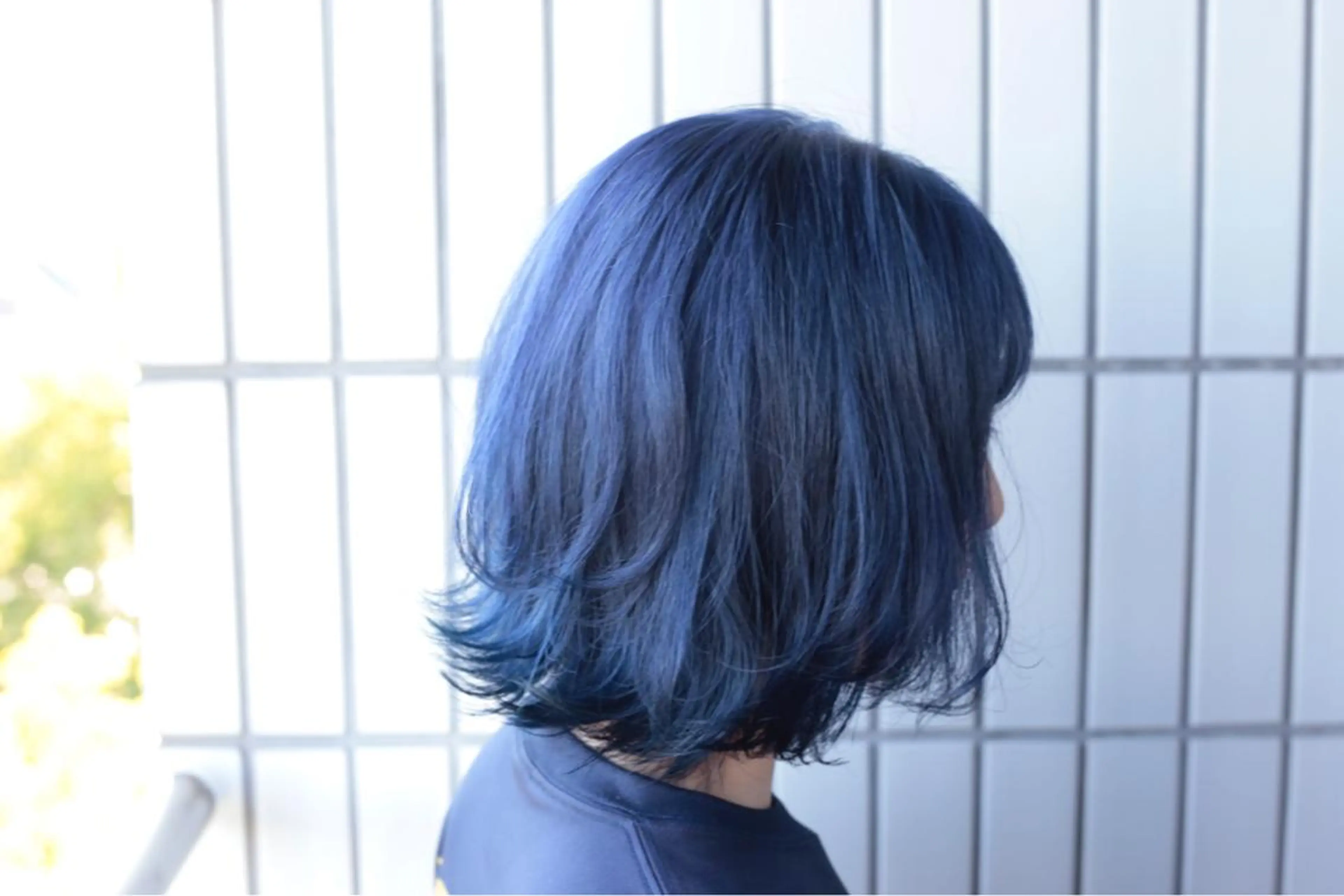 ショート カラー ハイトーン/レイヤー /ケアブリーチ石川治のヘアスタイル