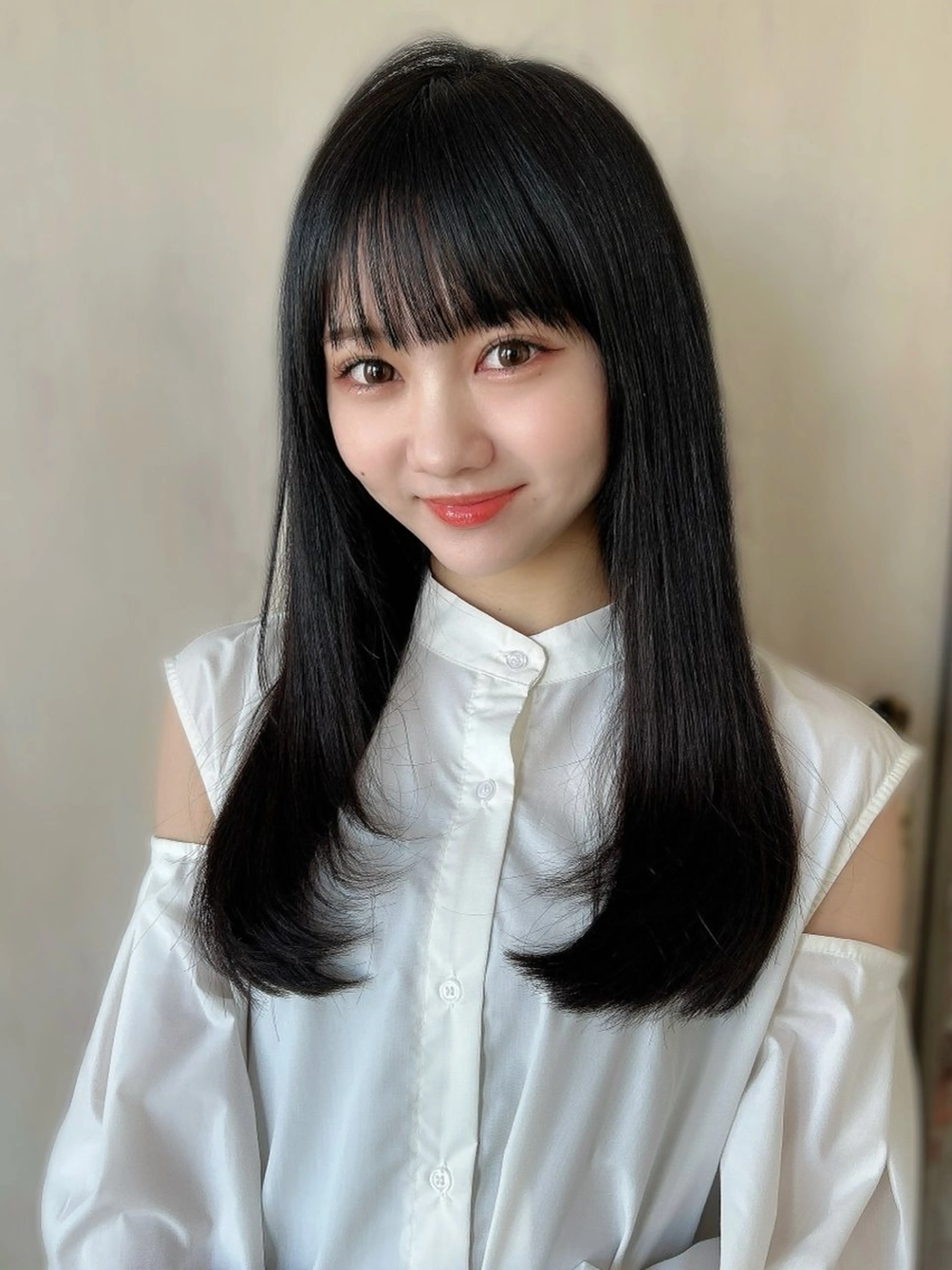 セミロング カラー カット ヘアカラー トリートメント 新宿✨レイヤーカット 韓国ヘア/坂本亜裟海のヘアスタイル