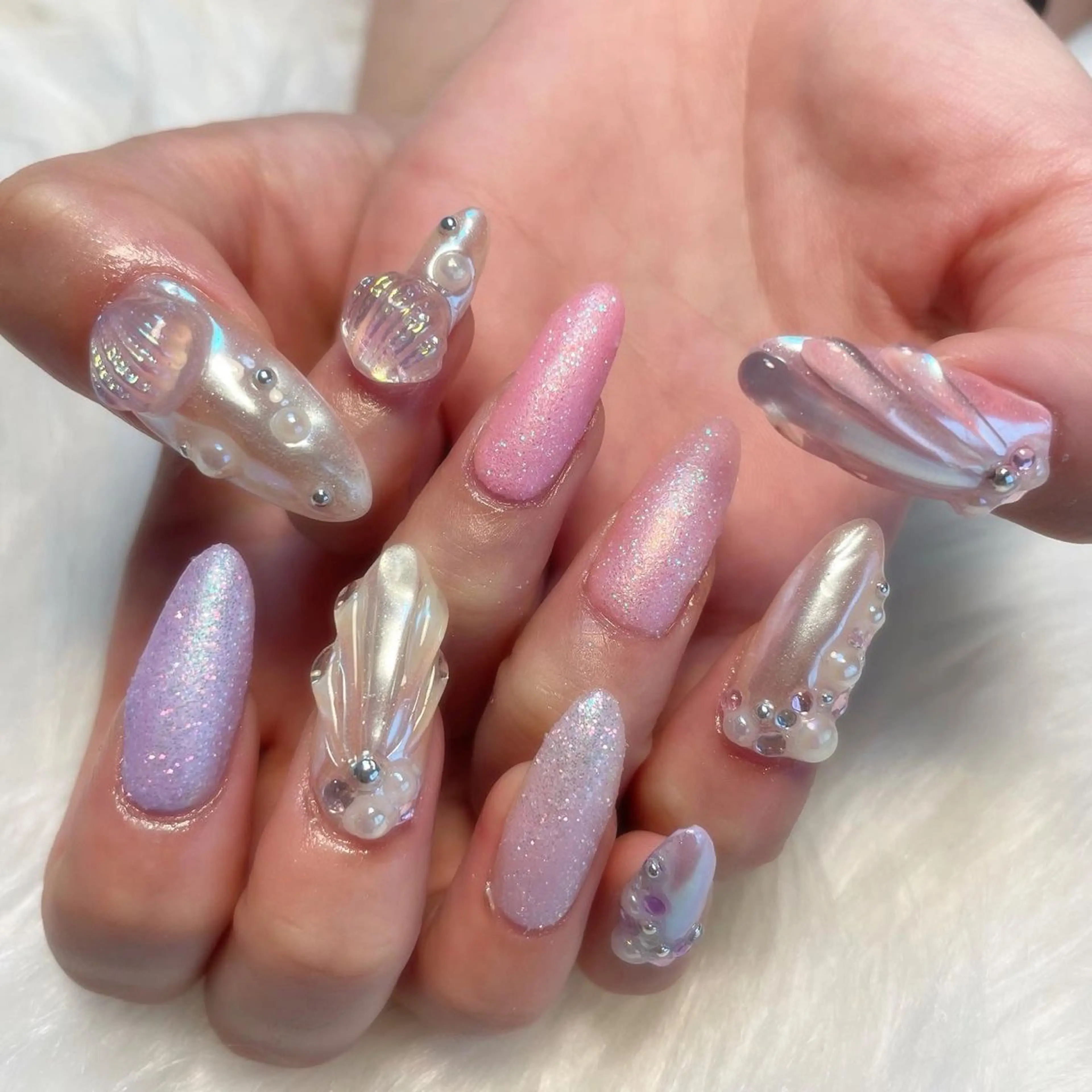 ネイル ハンドネイル ゴテゴテ💙ワンホン リオナのネイルデザイン