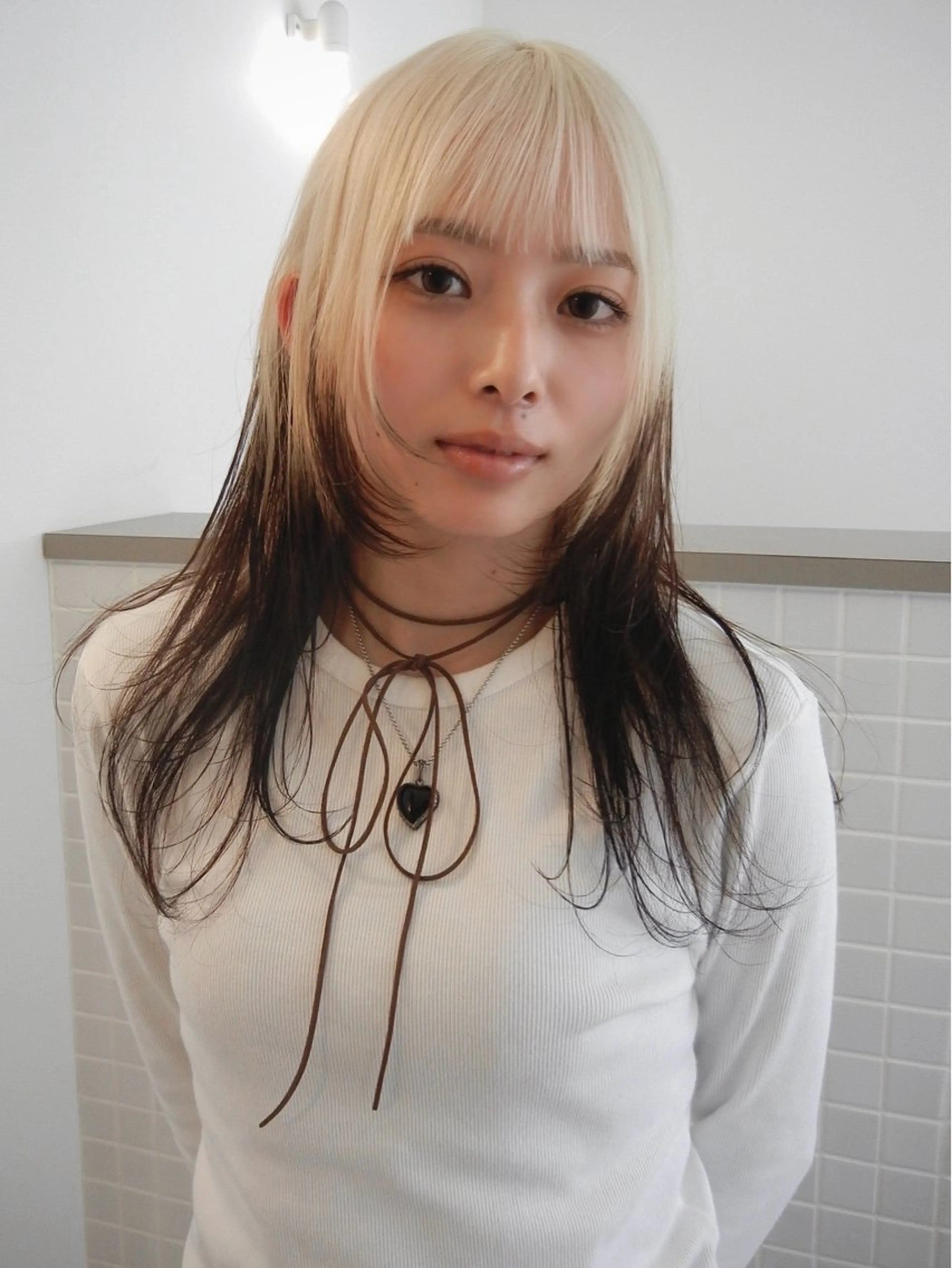 セミロング カラー ブリーチ カット ヘアカラー トリートメント ブリーチ/似合わせ Kaito🦕/栄のヘアスタイル