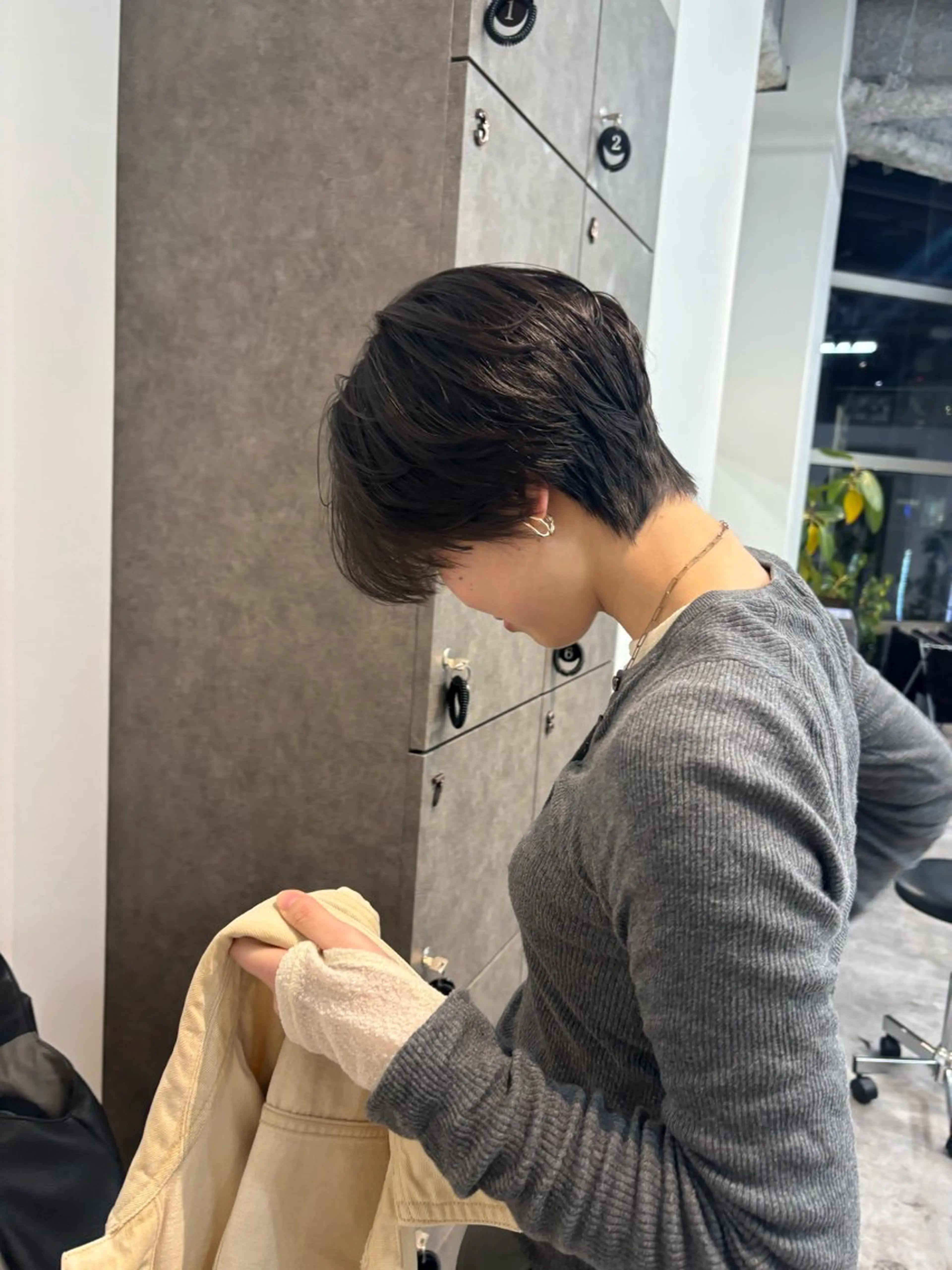 ショート カラー パーマ ヘアアレンジ マエダ アズミ🌱のヘアスタイル