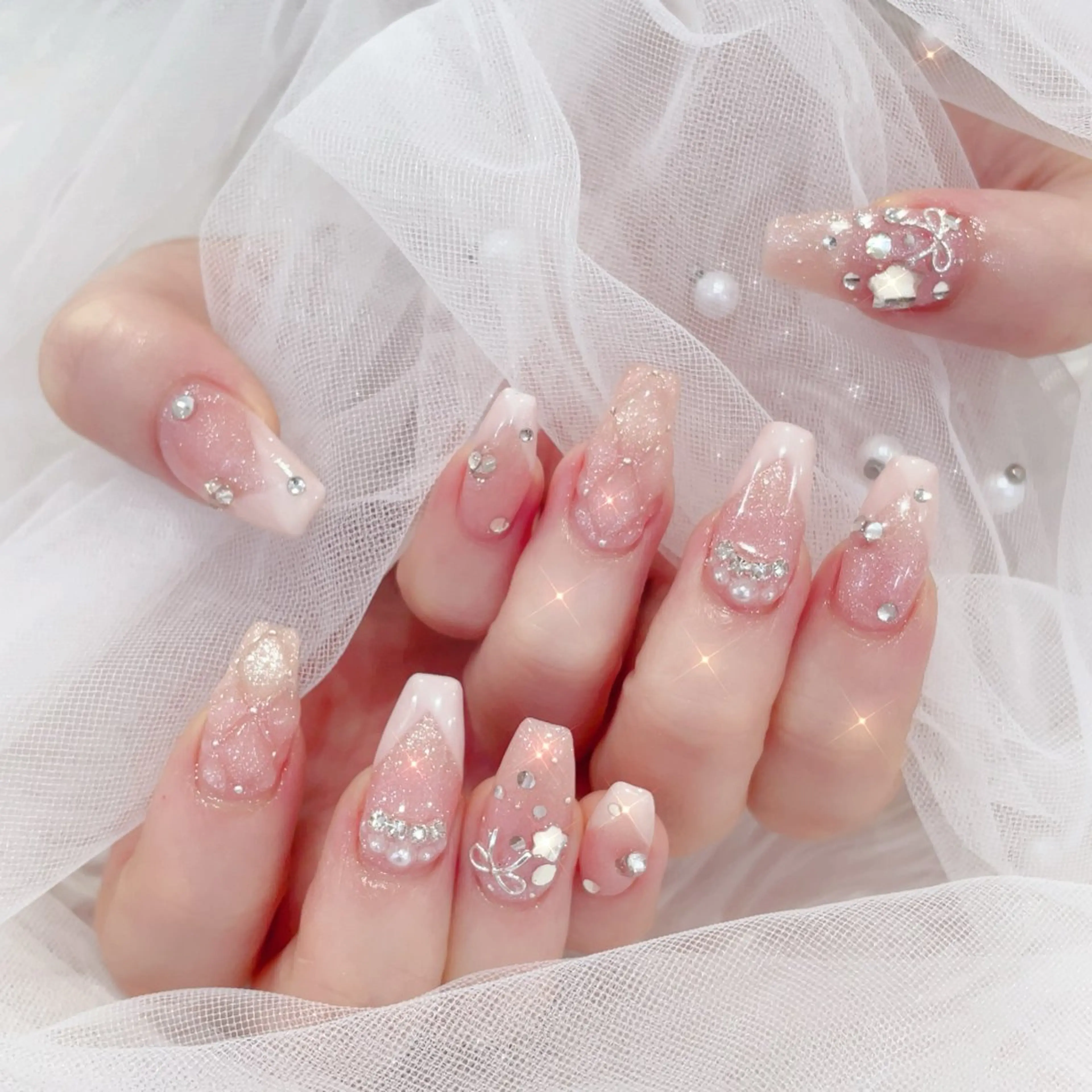セミロング ハンドネイル cho nailのネイルデザイン