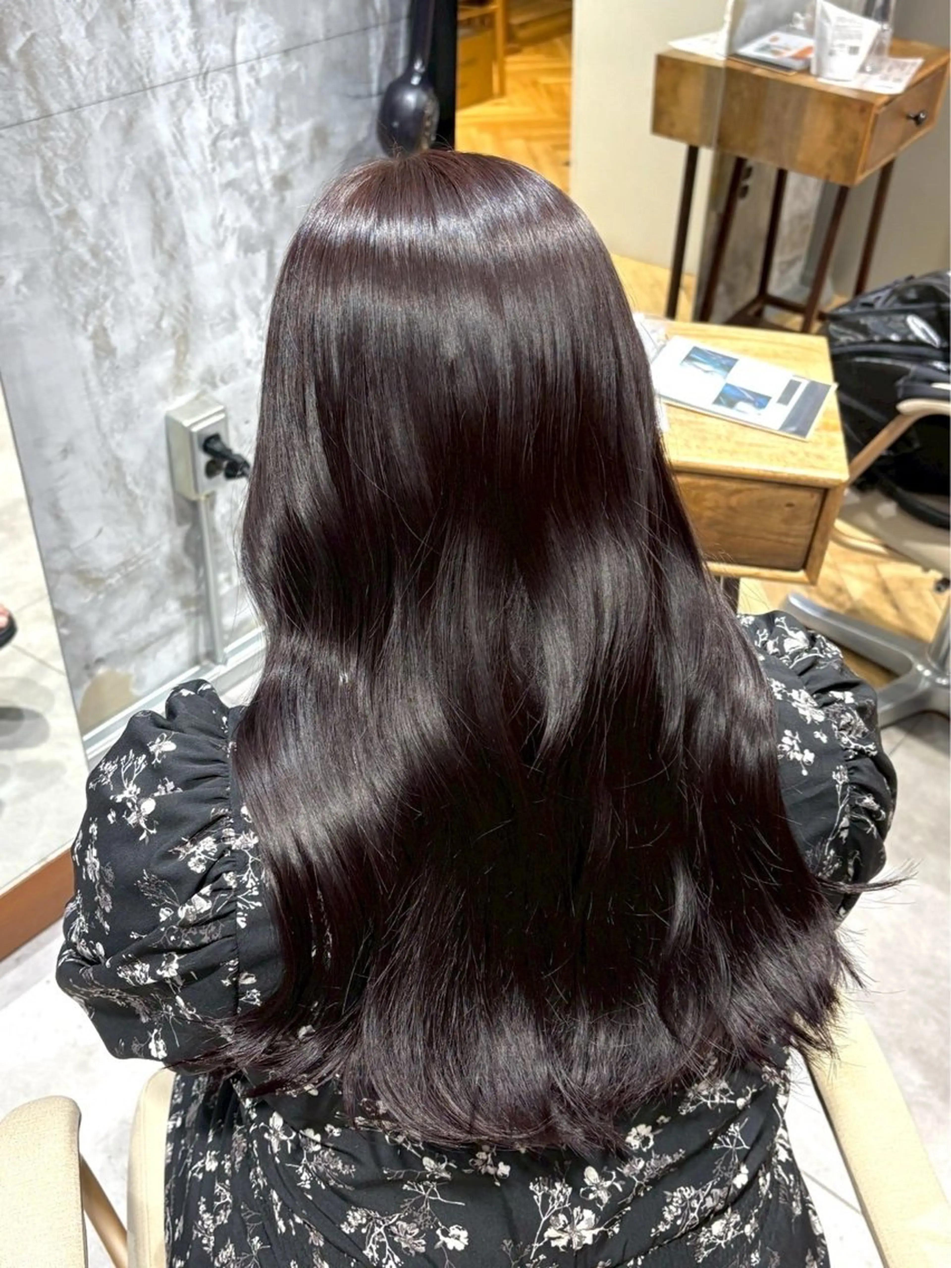 ロング 齋 花音のヘアスタイル