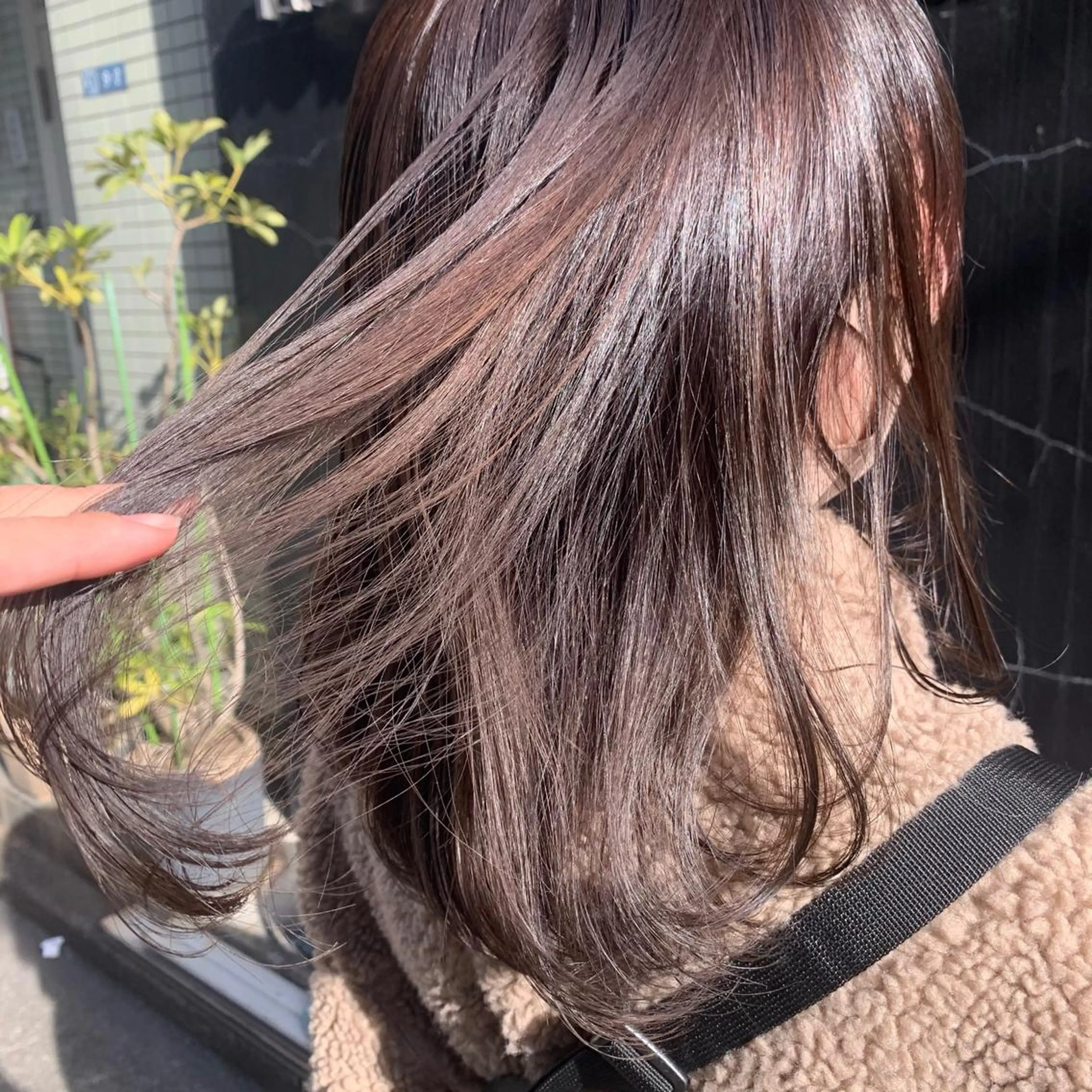 セミロング カラー ✨透明感カラー 聖奈✨のヘアスタイル