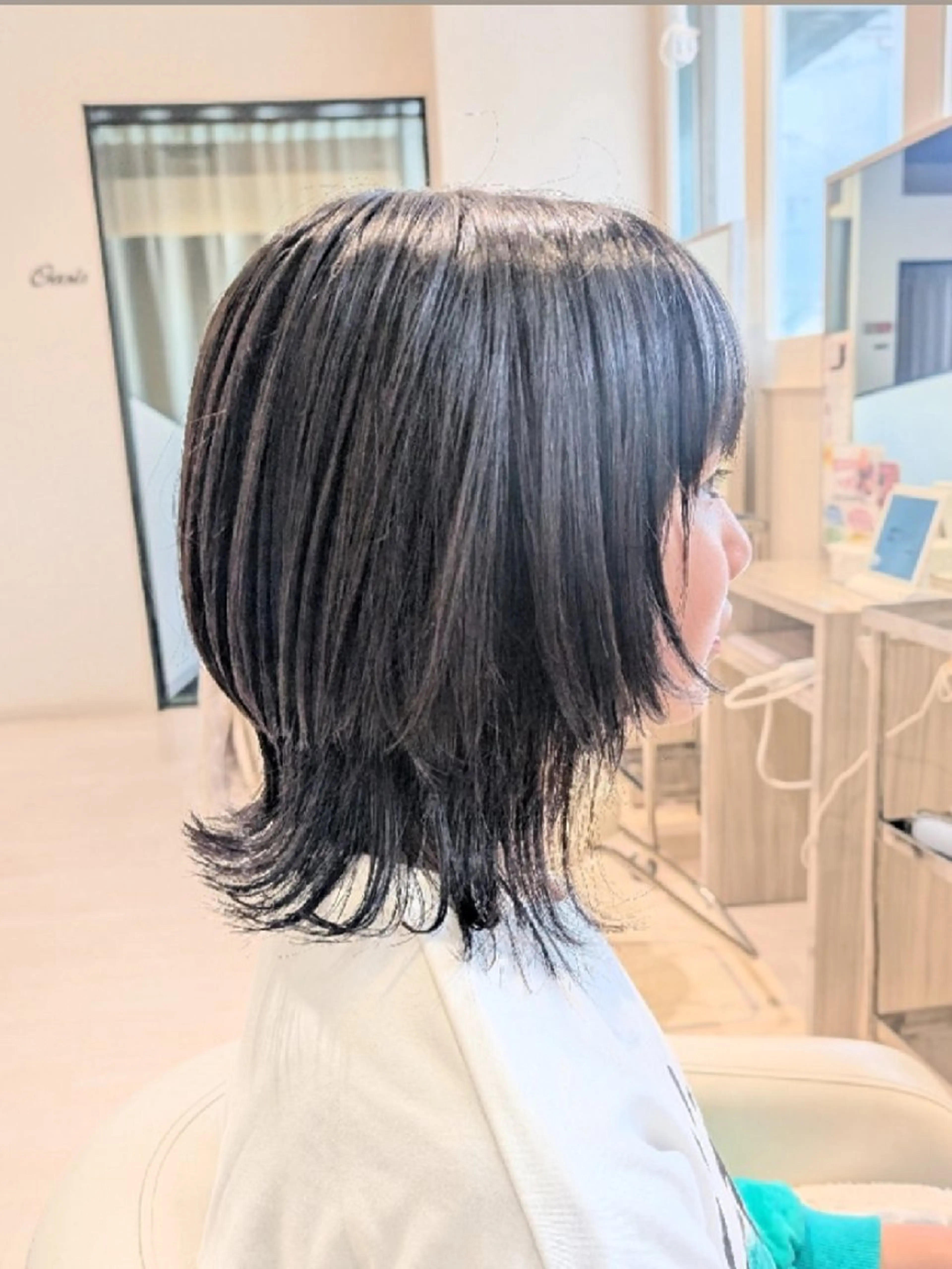 ミディアム カット 田端 みおと🐱のヘアスタイル