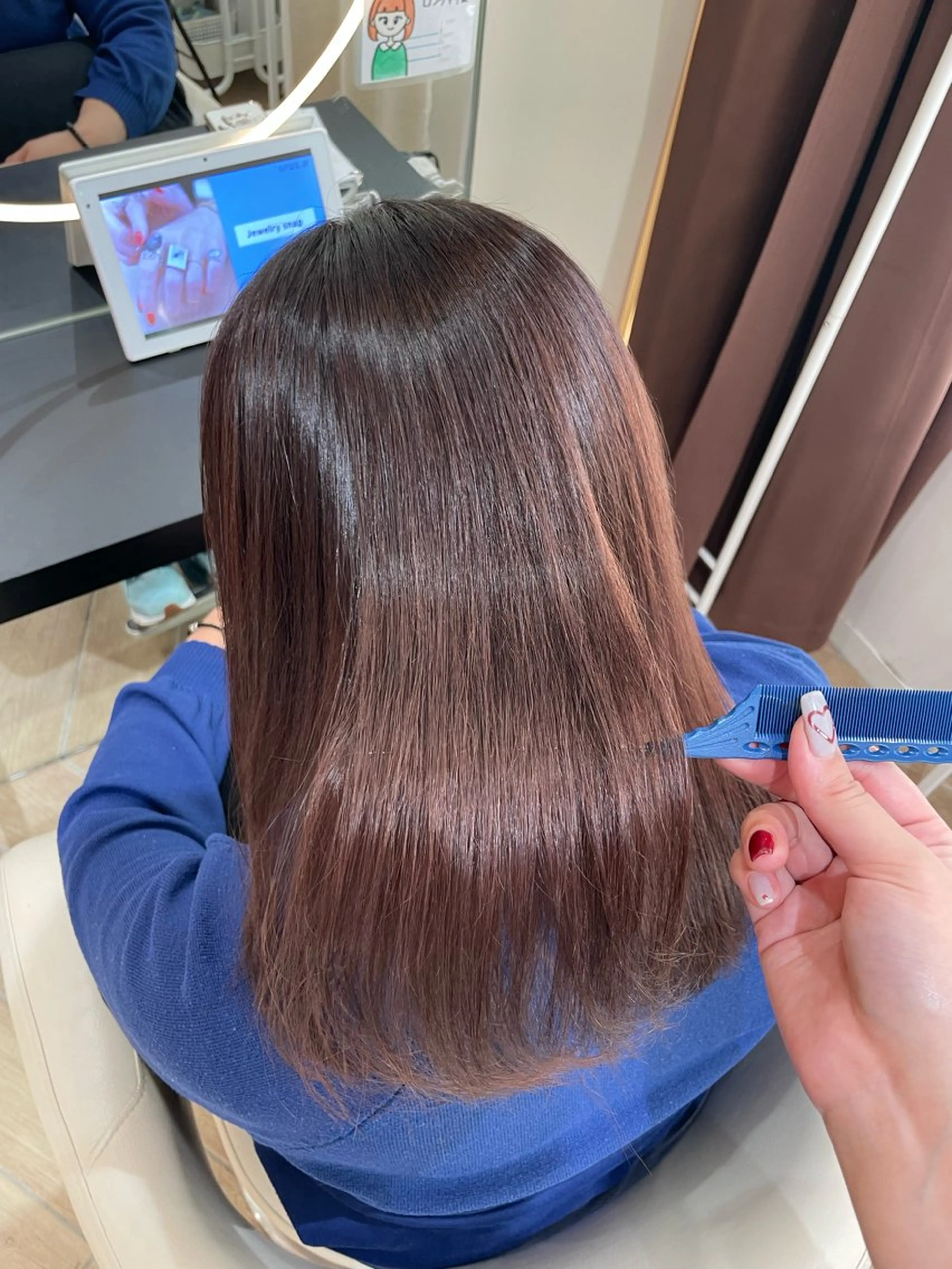 セミロング カラー ヘアカラー 縮毛矯正 艶髪/似合わせカラー ️🫧りの️🫧のヘアスタイル