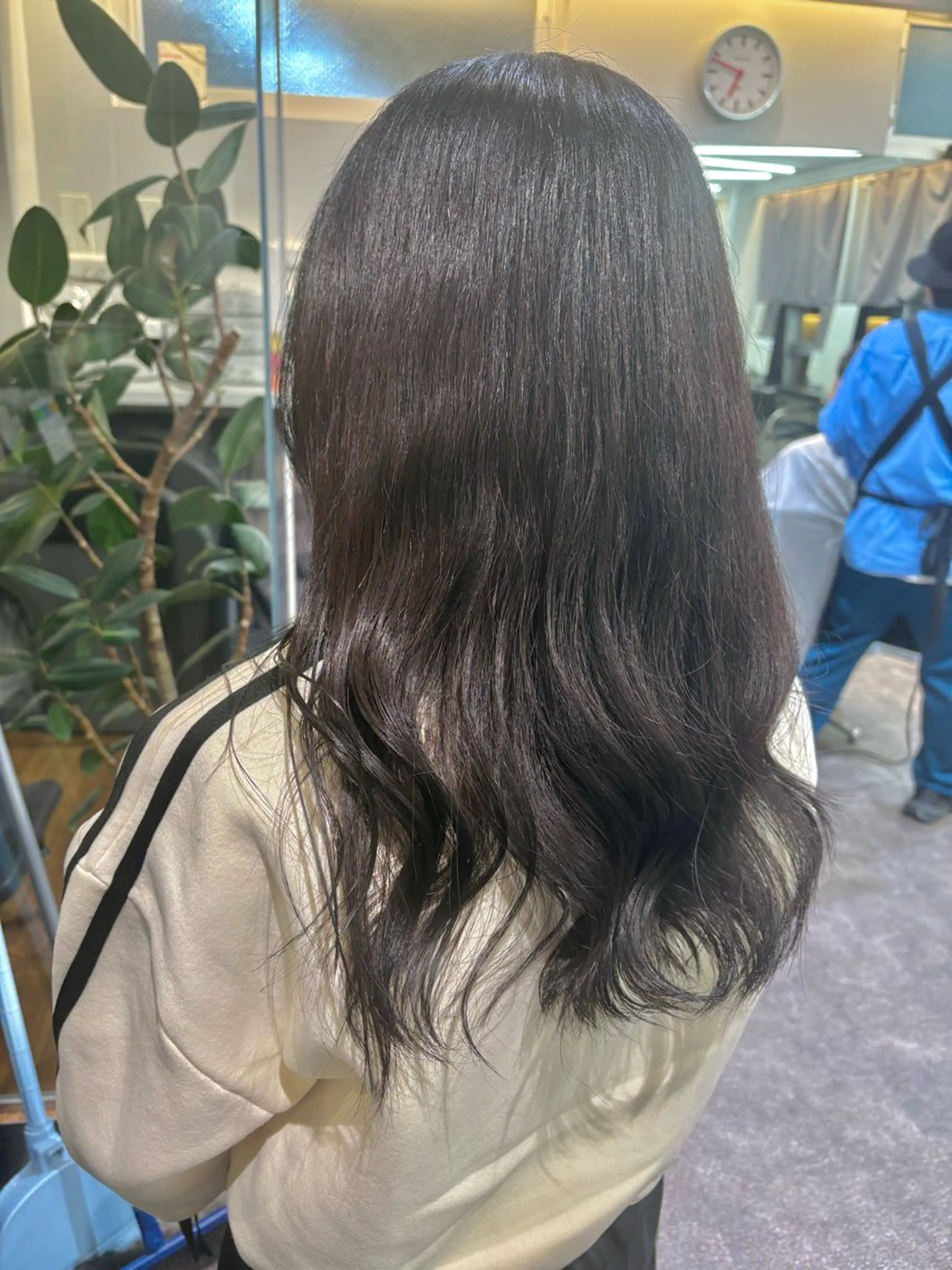 セミロング カラー ダブルカラー🦖 /髪質改善⚡️しおりのヘアスタイル