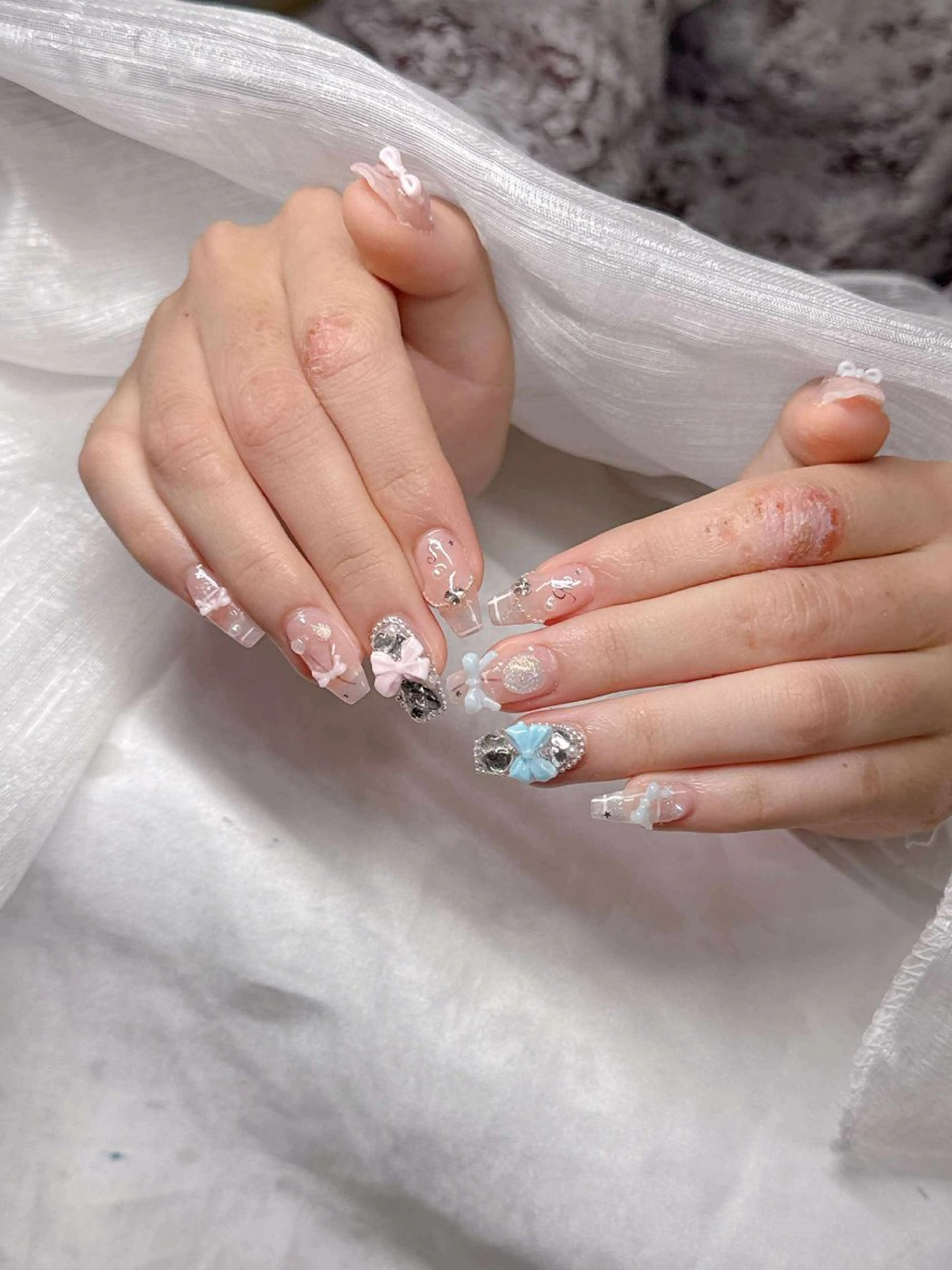 ネイル 長さ出し グラデーション 卒業式 キラキラネイル マグネットネイル ハンドネイル Lee Nailsのネイルデザイン