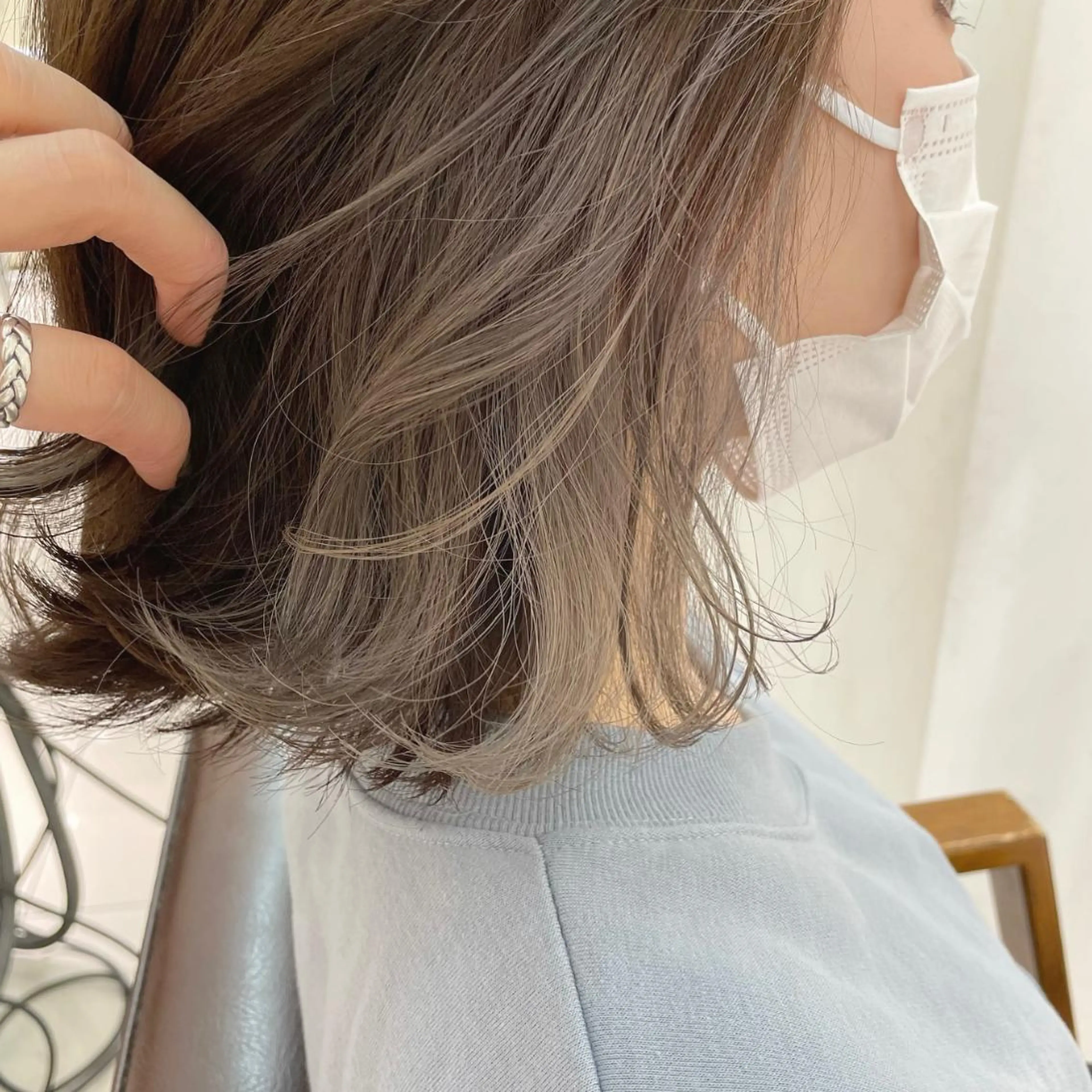 ミディアム カラー TRENCH　相澤 果歩のヘアスタイル