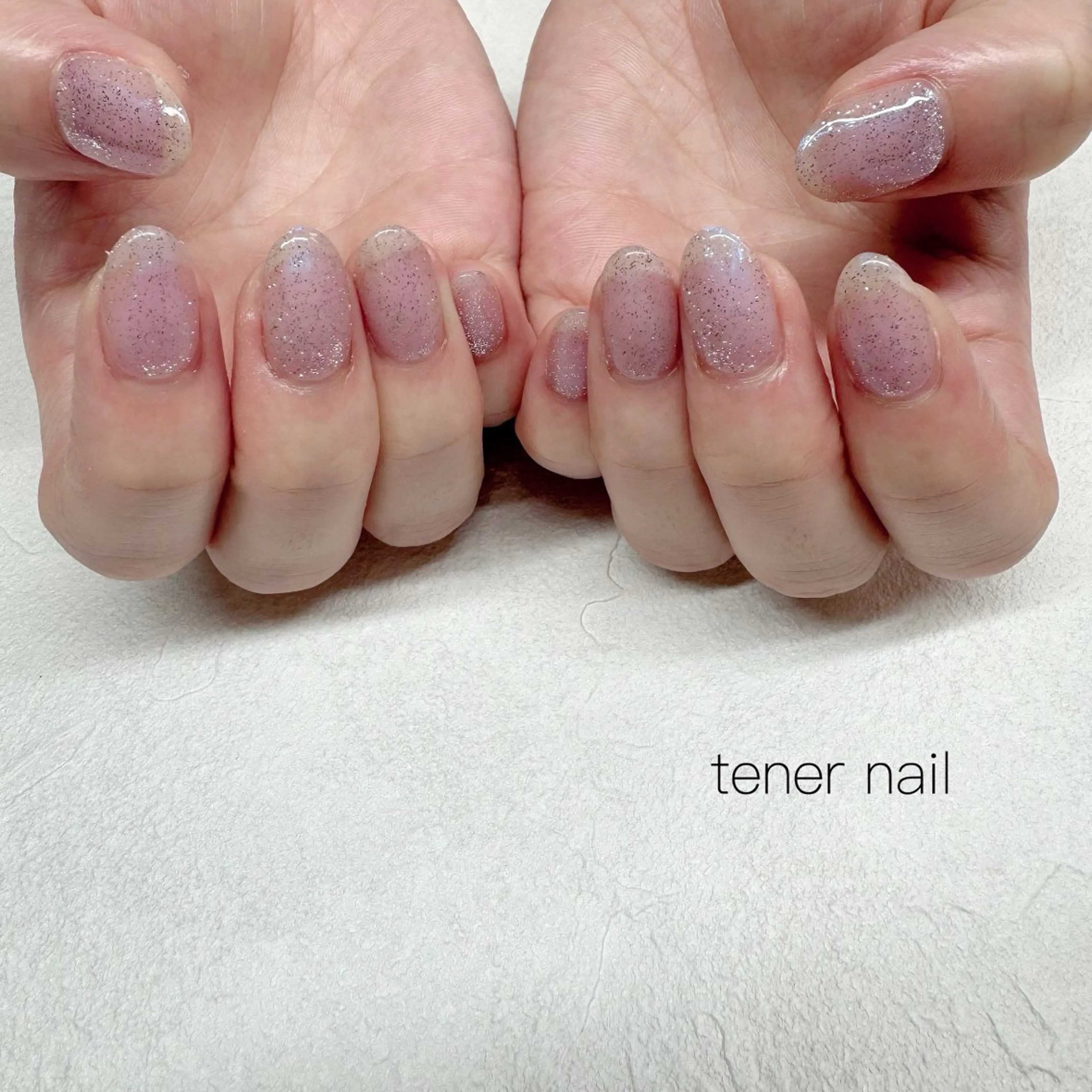 ネイル オーロラネイル キラキラネイル ワンカラーネイル ハンドネイル tener  nail  テネルネイル所属・テネルネイル tener nailのネイルデザイン