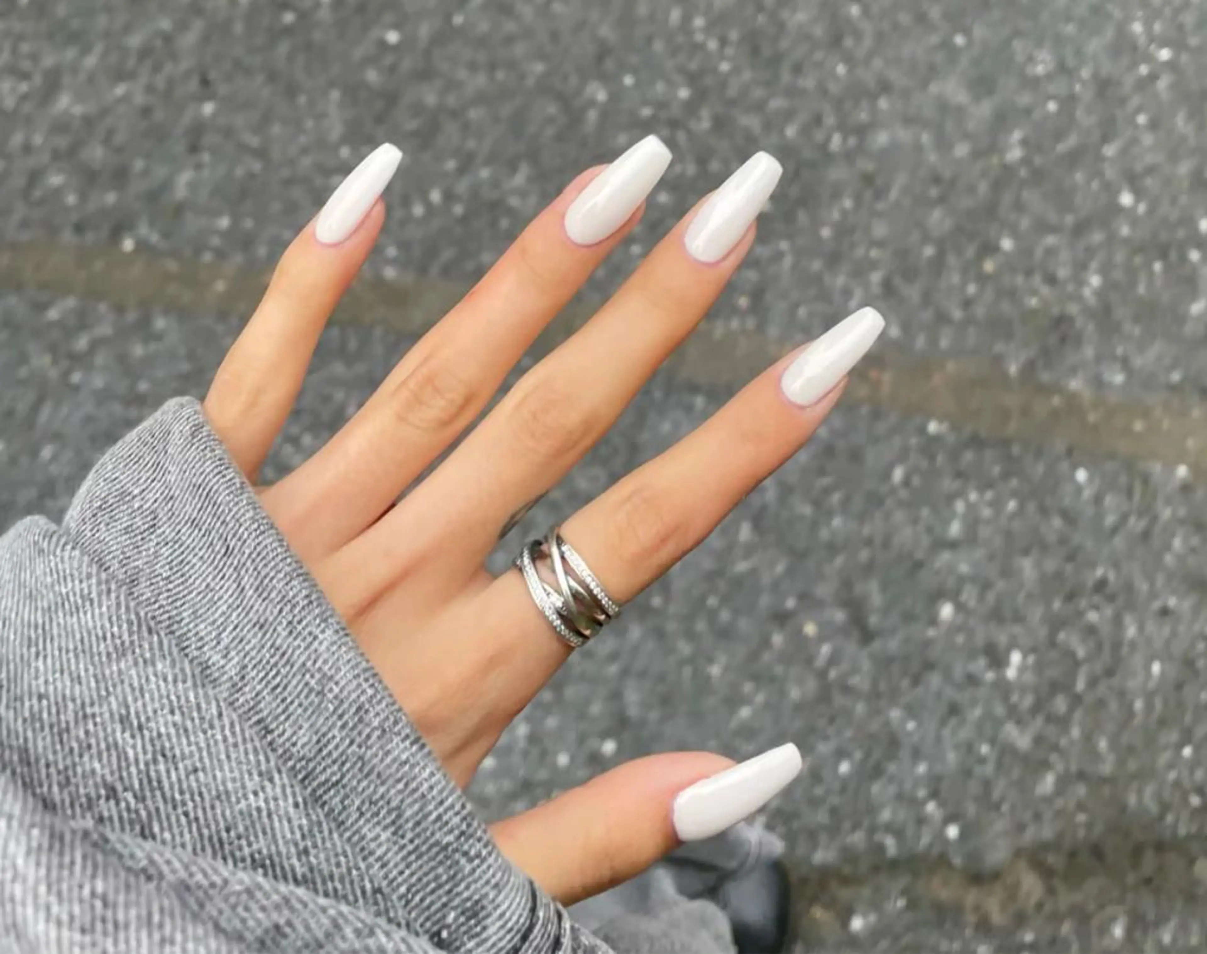 人気❤️🔥チップ長さ出し10本+ワンカラー、フラッシュカラー❤️🔥オフなし✨ 丁寧なケア込みの写真