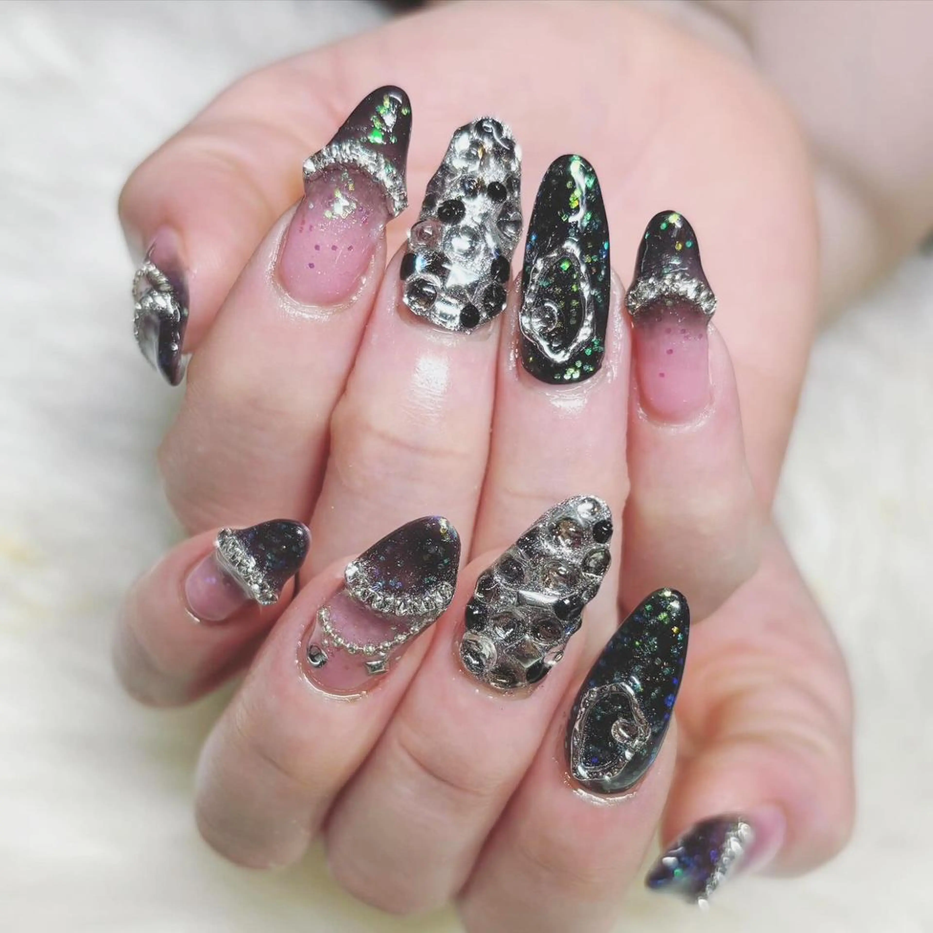 ネイル Miku. Nのネイルデザイン