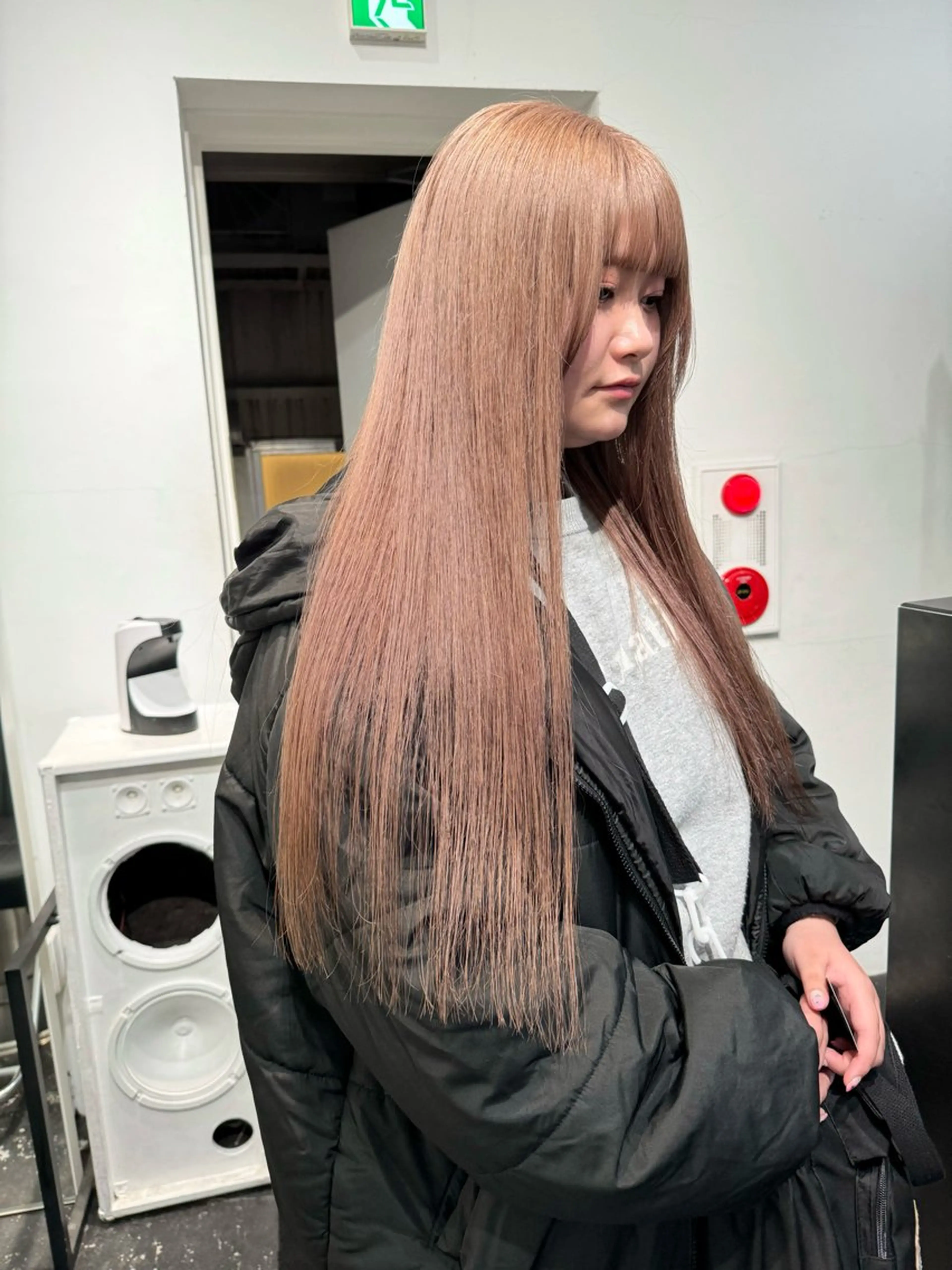 ロング カラー ヘアアレンジ ベージュカラー ブリーチ ピンクカラー ピンクベージュ カット ヘアカラー トリートメント 💗艶髪ハイトー ンAYAKA💗のヘアスタイル