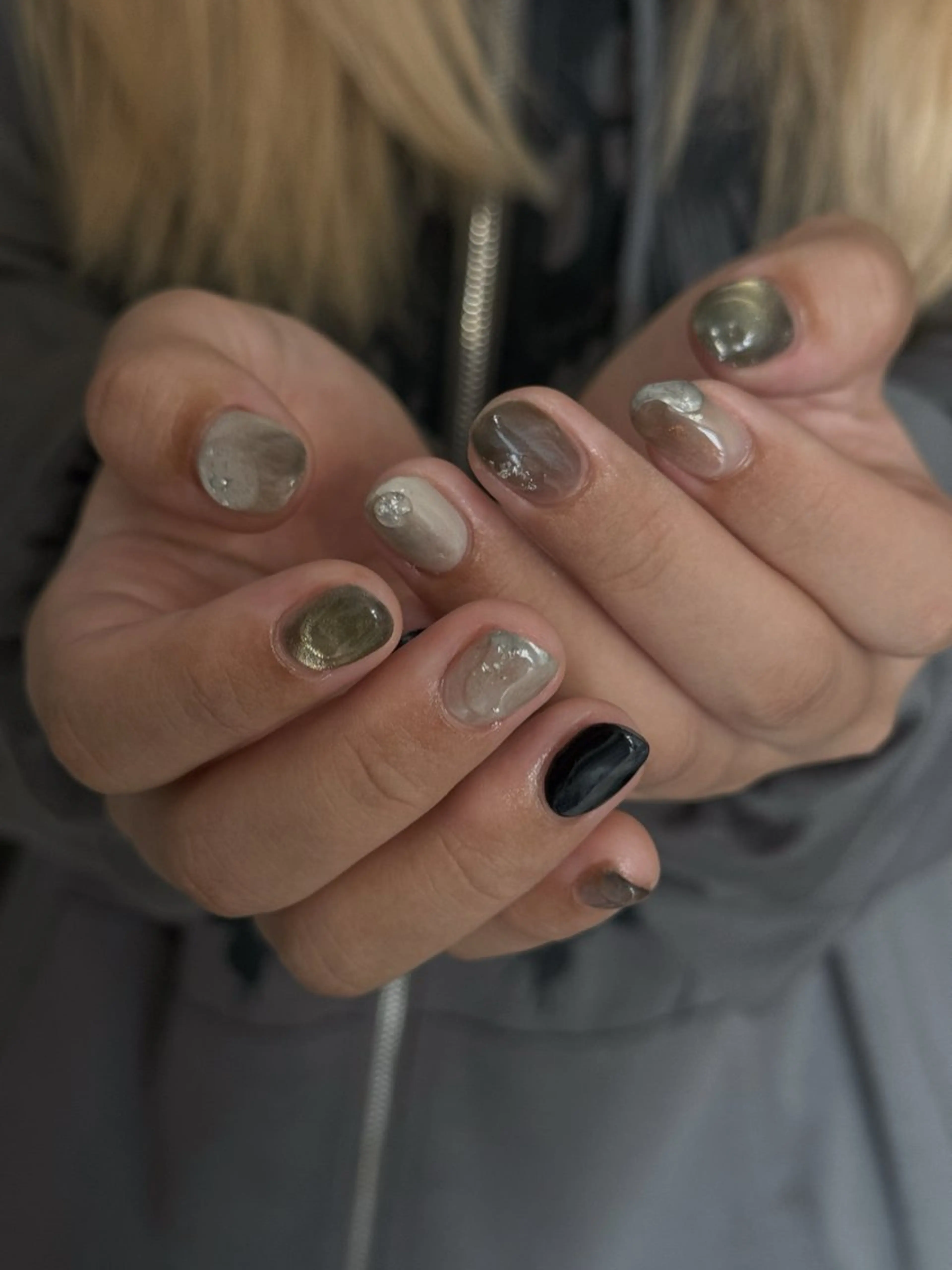 ネイル アートネイル 韓国ネイル ニュアンスネイル ぷっくりネイル ハンドネイル ハンドケア talo .のネイルデザイン