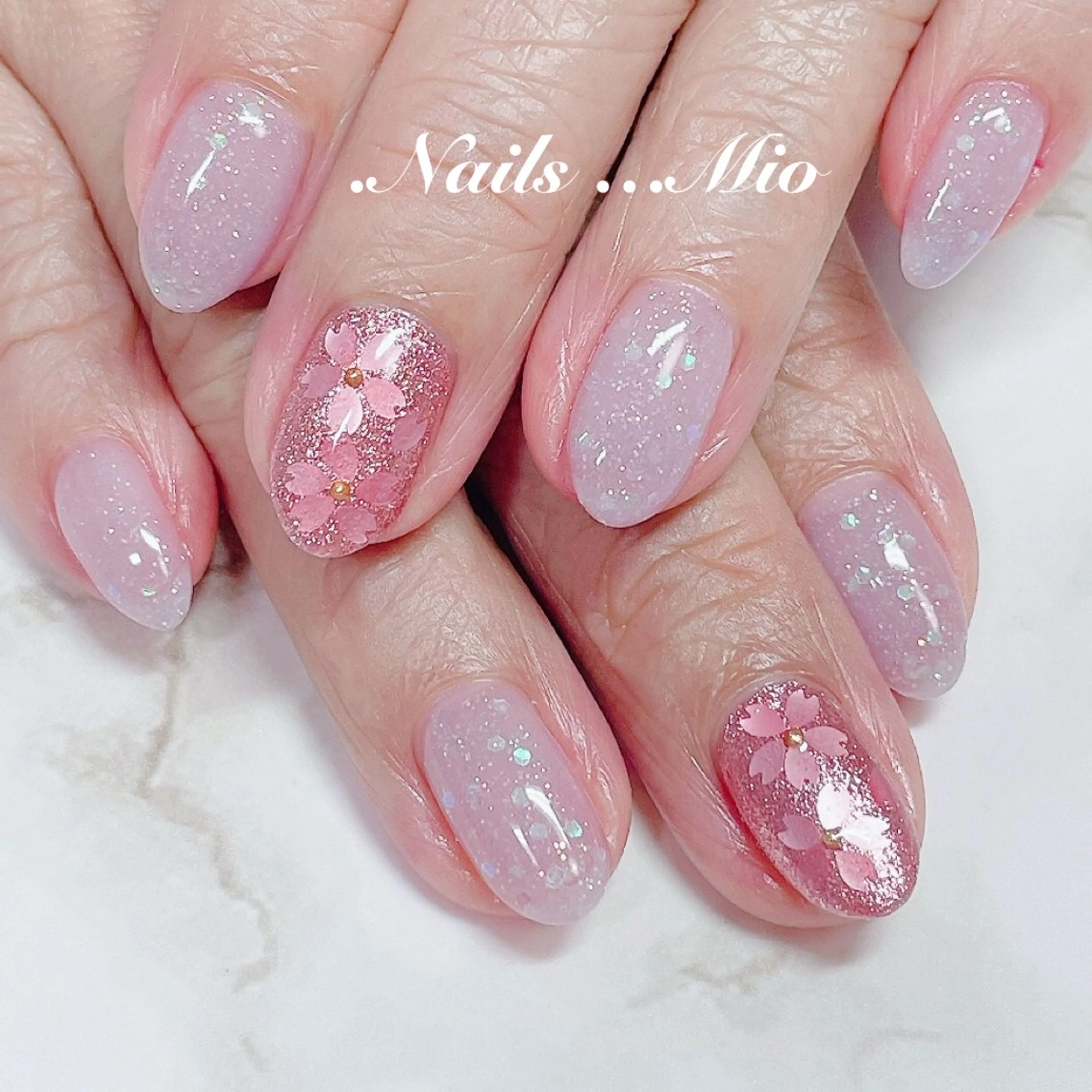 ネイル アートネイル 桜ネイル ジェルネイル ワンカラーネイル 赤色 .Nails Mio 赤羽西ネイルサロンのネイルデザイン
