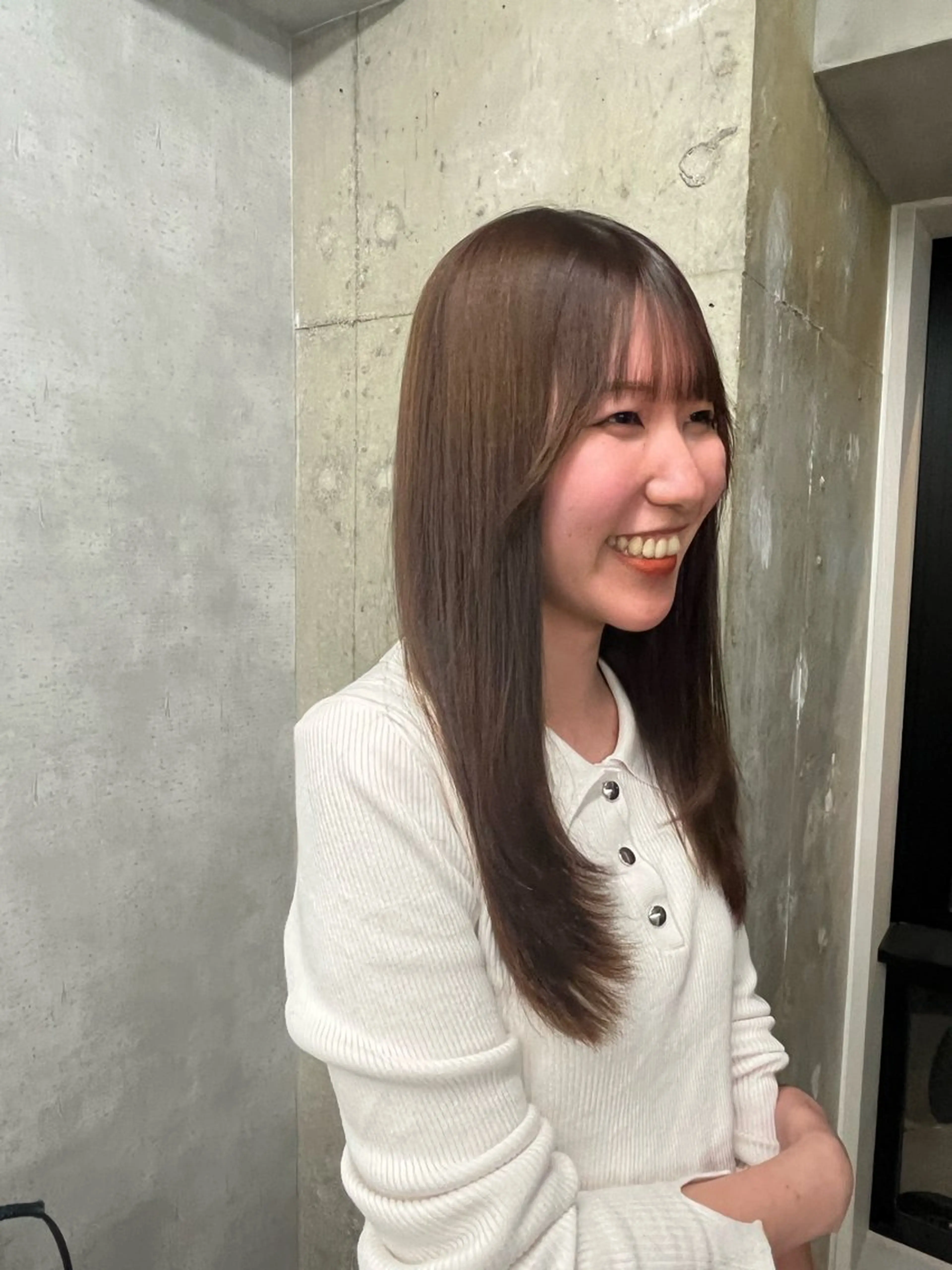 ロング カラー anon Loemのヘアスタイル