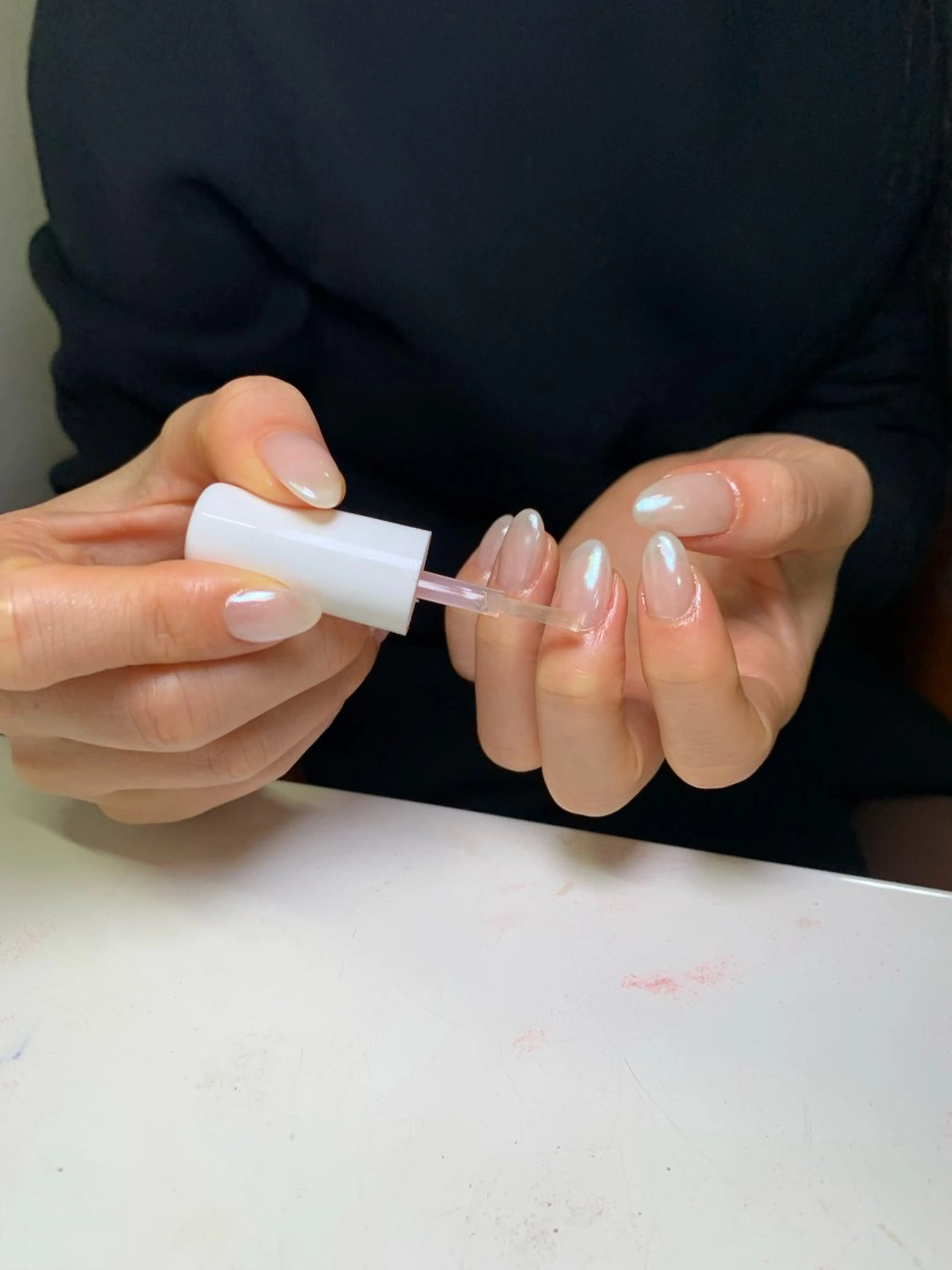 ネイル ホワイト ハンドネイル ハンドケア Nes.NAIL池袋店所属・Kono Nanamiのネイルデザイン