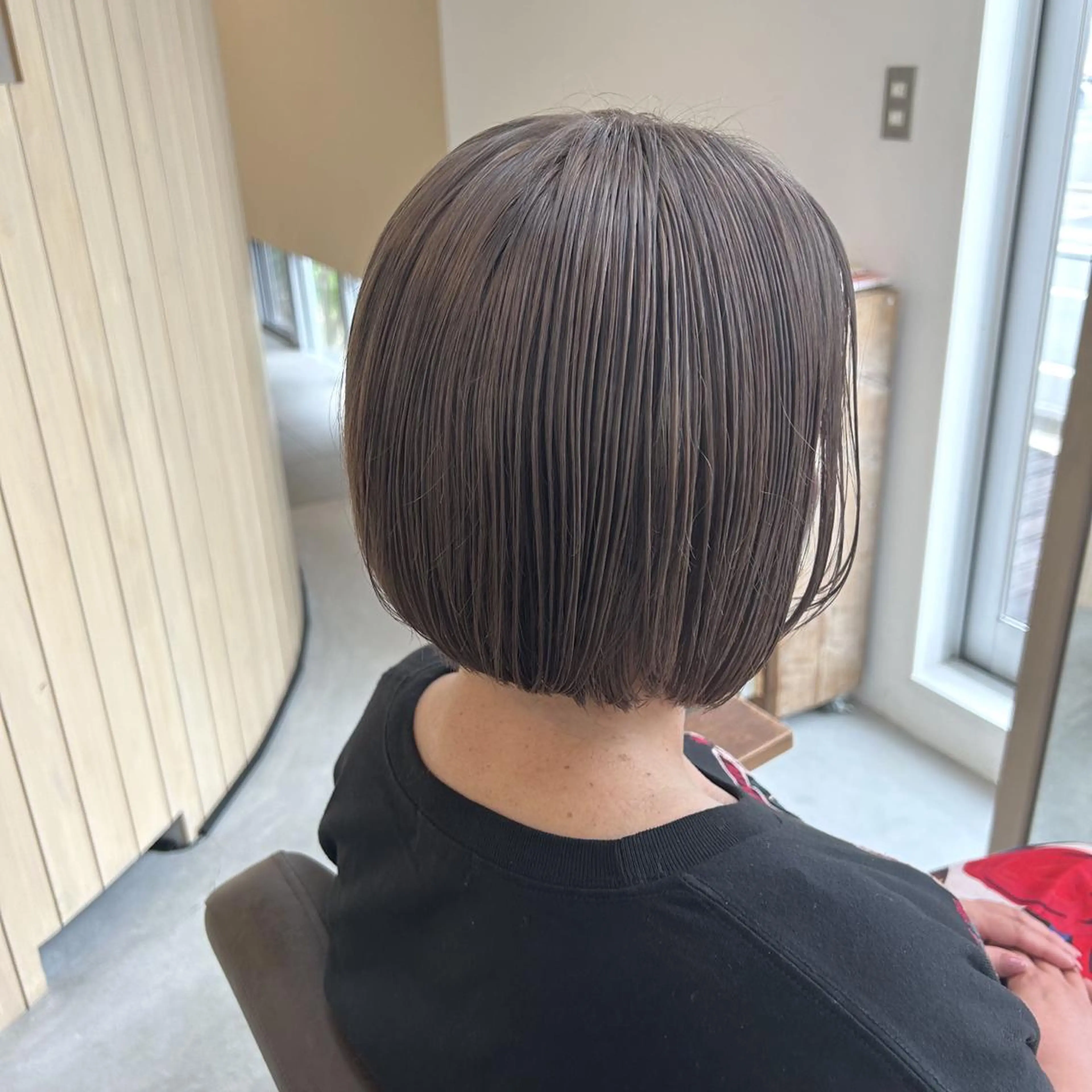 ミディアム カット ヘアカラー トリートメント kachina所属・綿貫 美雪のヘアスタイル