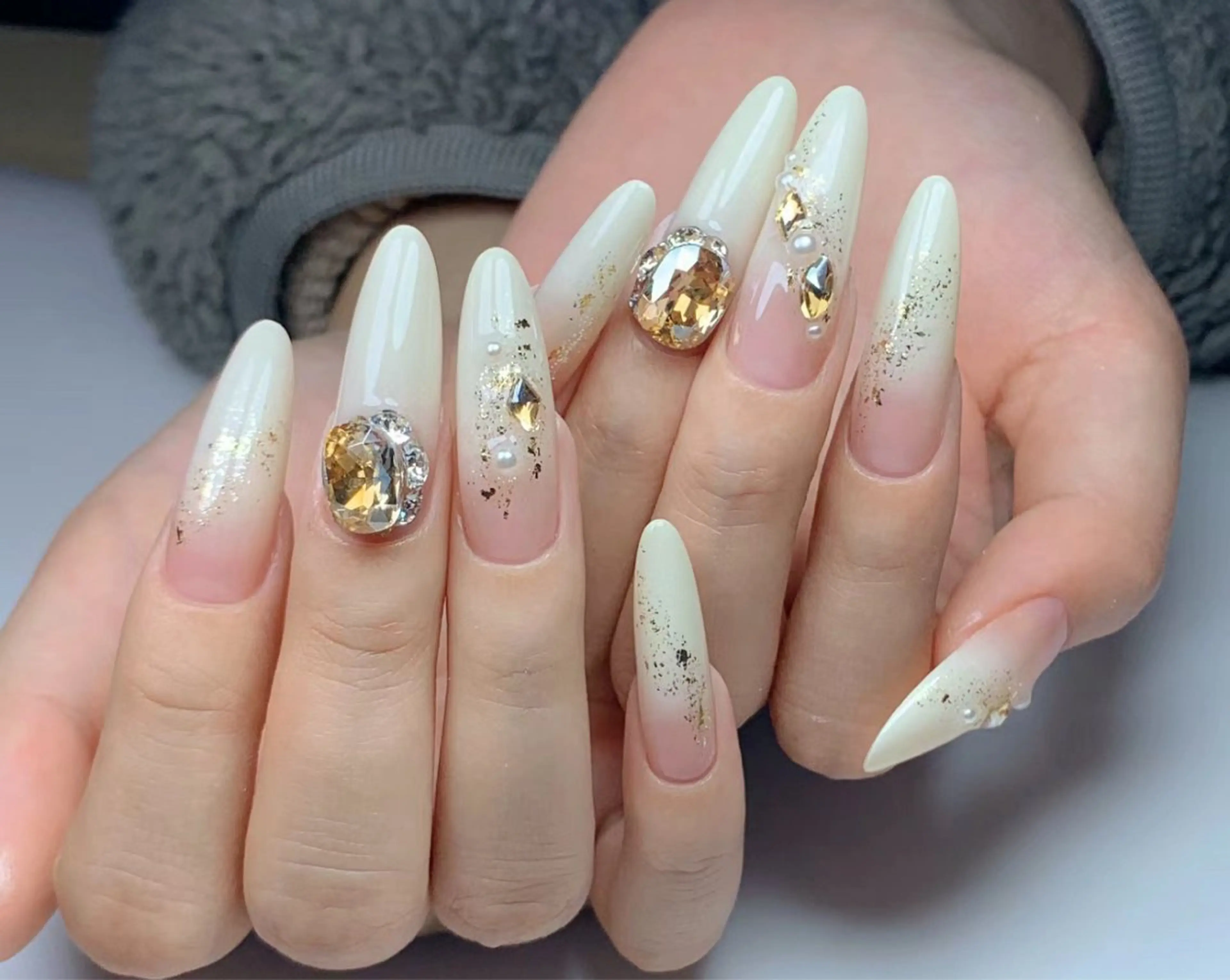 ネイル ハンドネイル M🌷nail 長さだし専門店のネイルデザイン