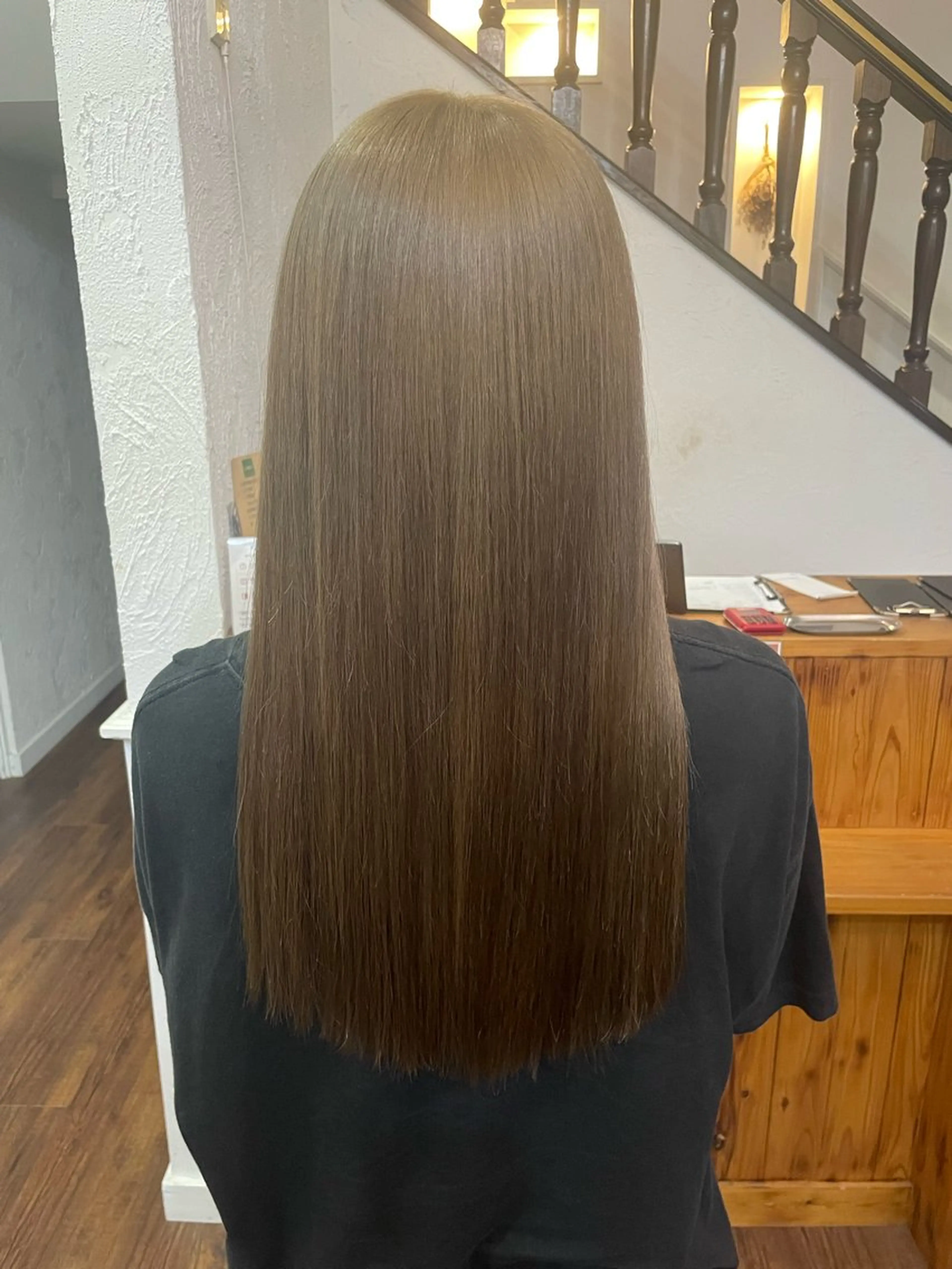 ロング カット ヘアカラー トリートメント REGISTA hair  works所属・下林 雅明のヘアスタイル