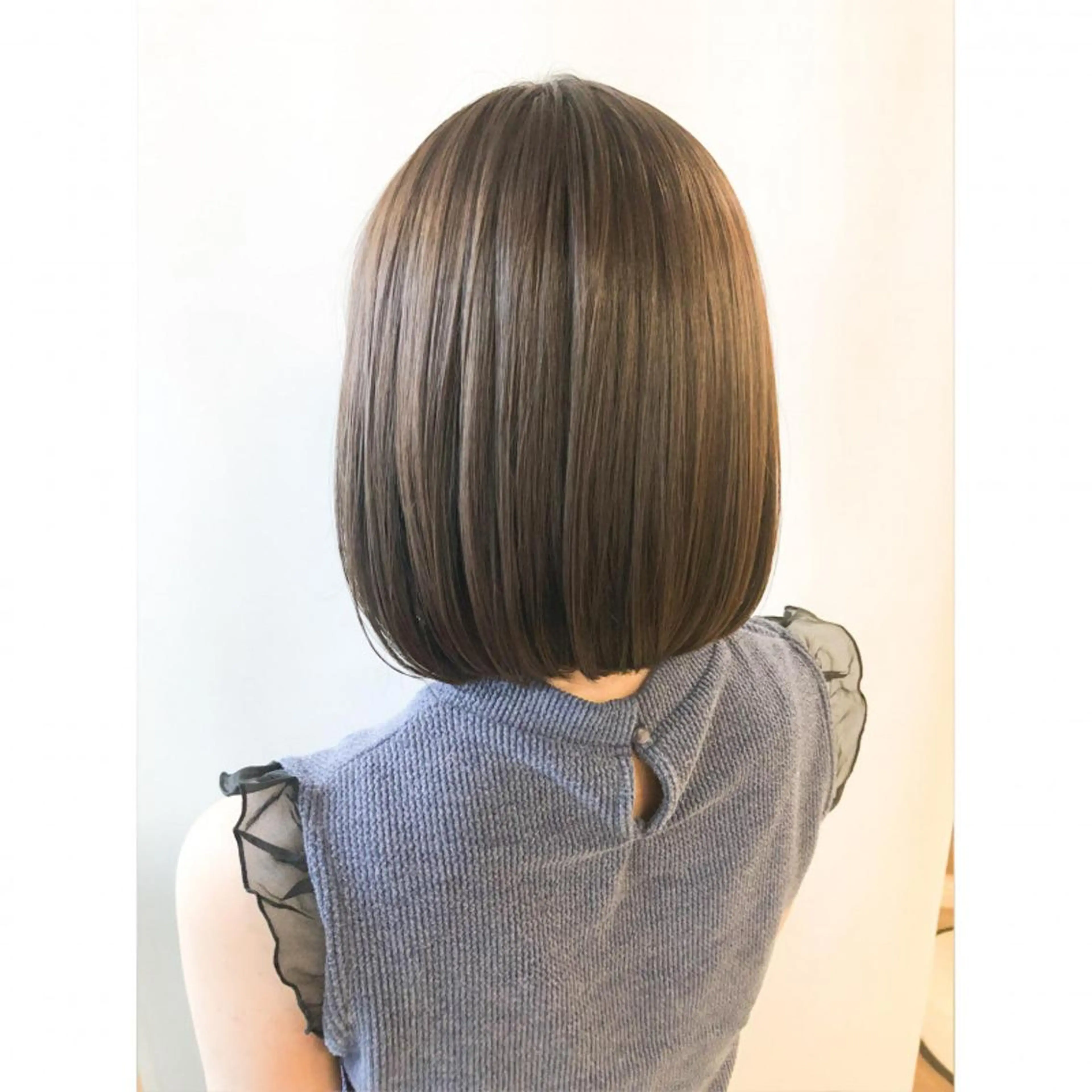 ミディアム カラー ヘアアレンジ リベルテ所属・♦️髪質改善韓国レイ ヤー♦️副店長のヘアスタイル