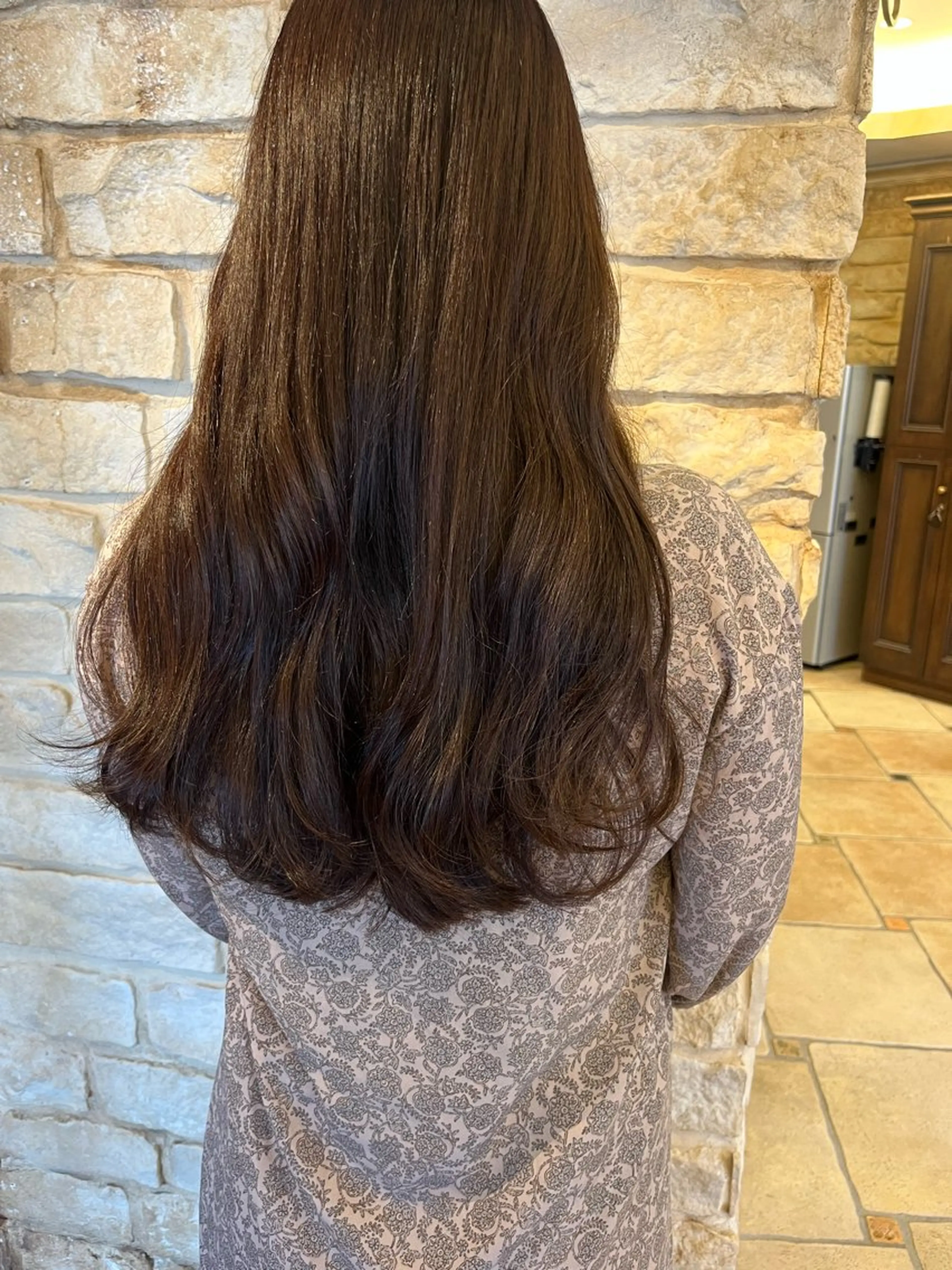 ロング ヘアカラー 透明感カラー🫧 ミクのヘアスタイル