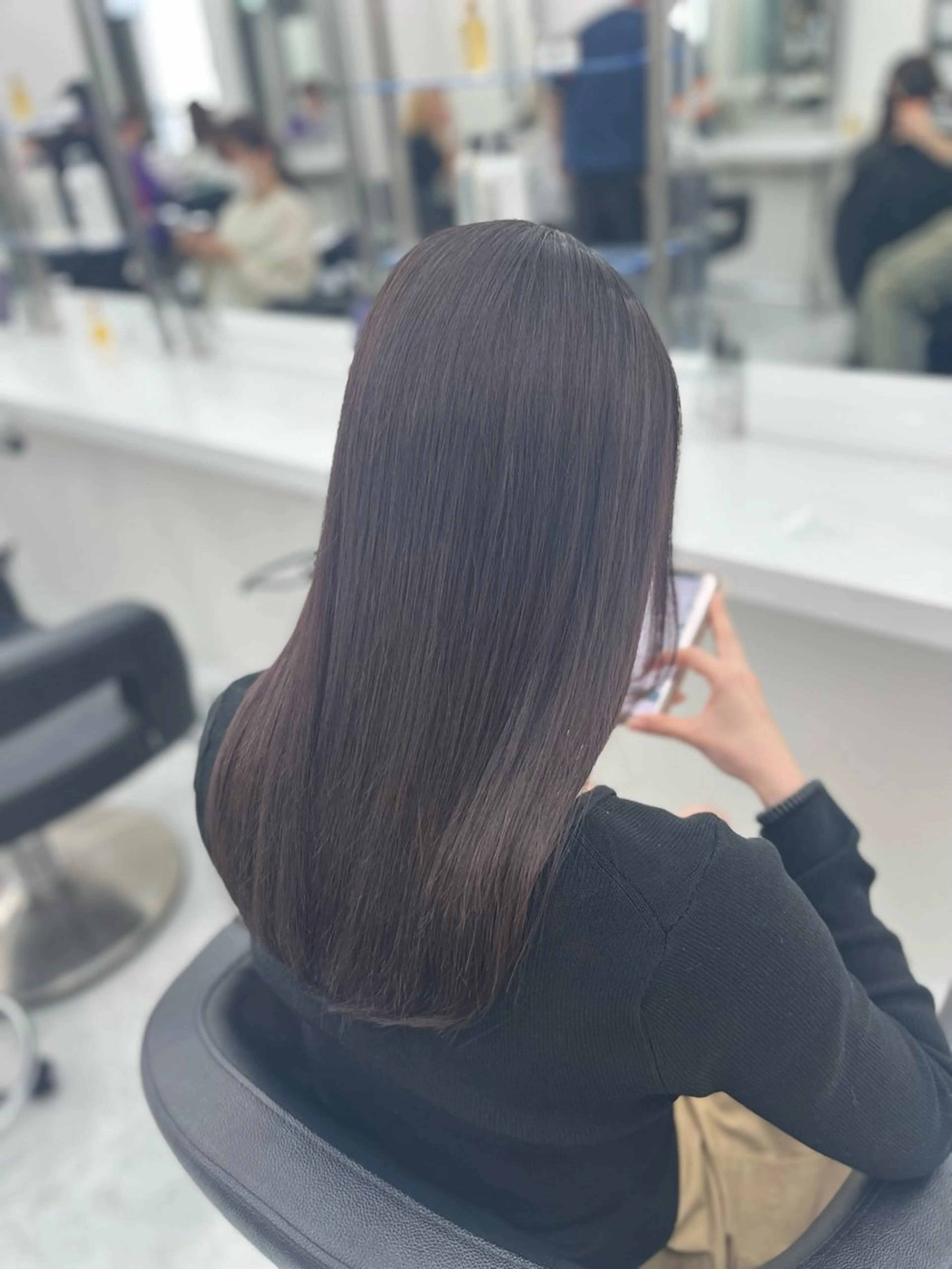 ミディアム カラー 艶髪ハイトーン🫧 Kurehaのヘアスタイル