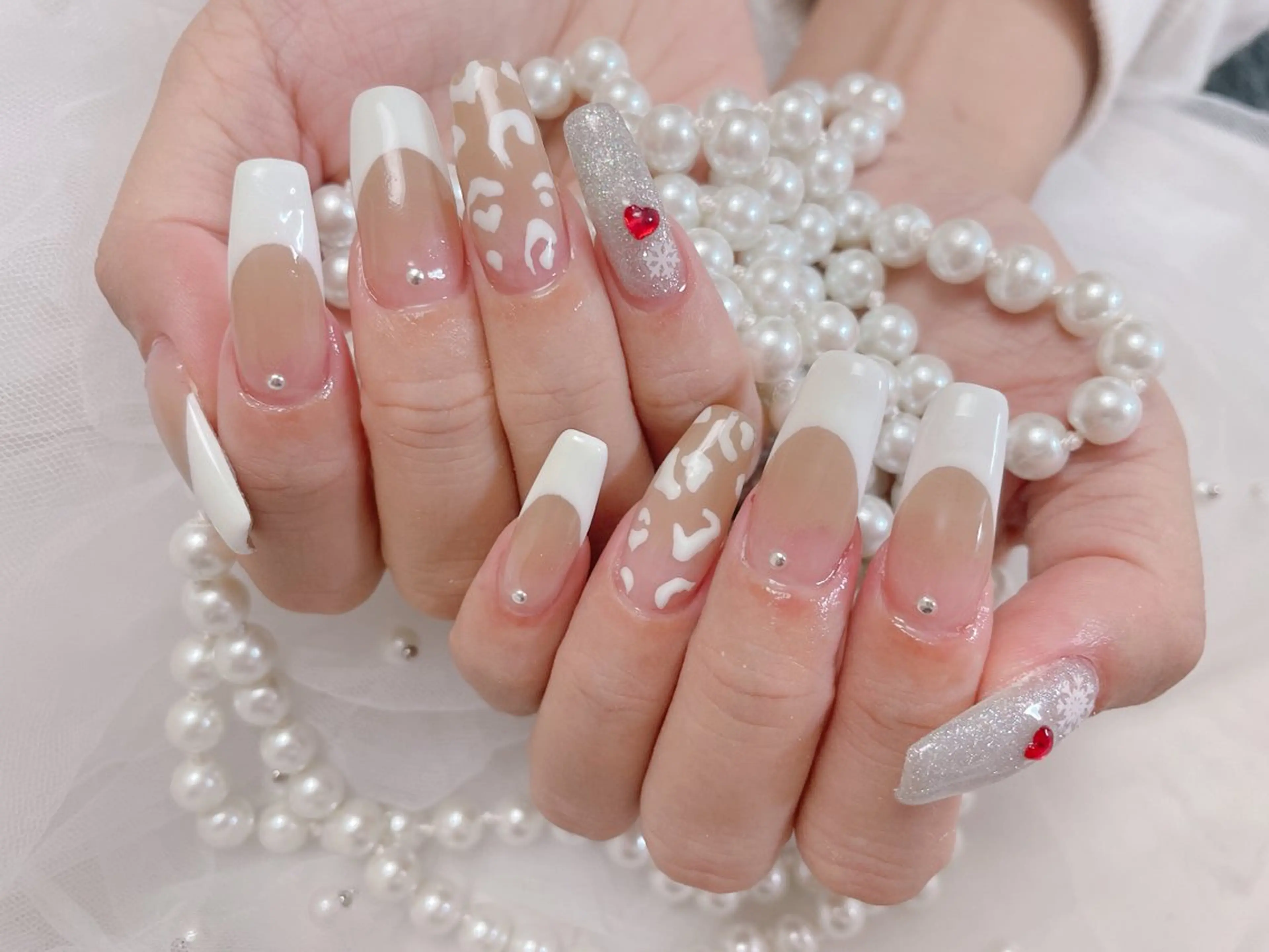 ネイル ハンドネイル ネイルサロンエクラ 🫧Shizukaのネイルデザイン