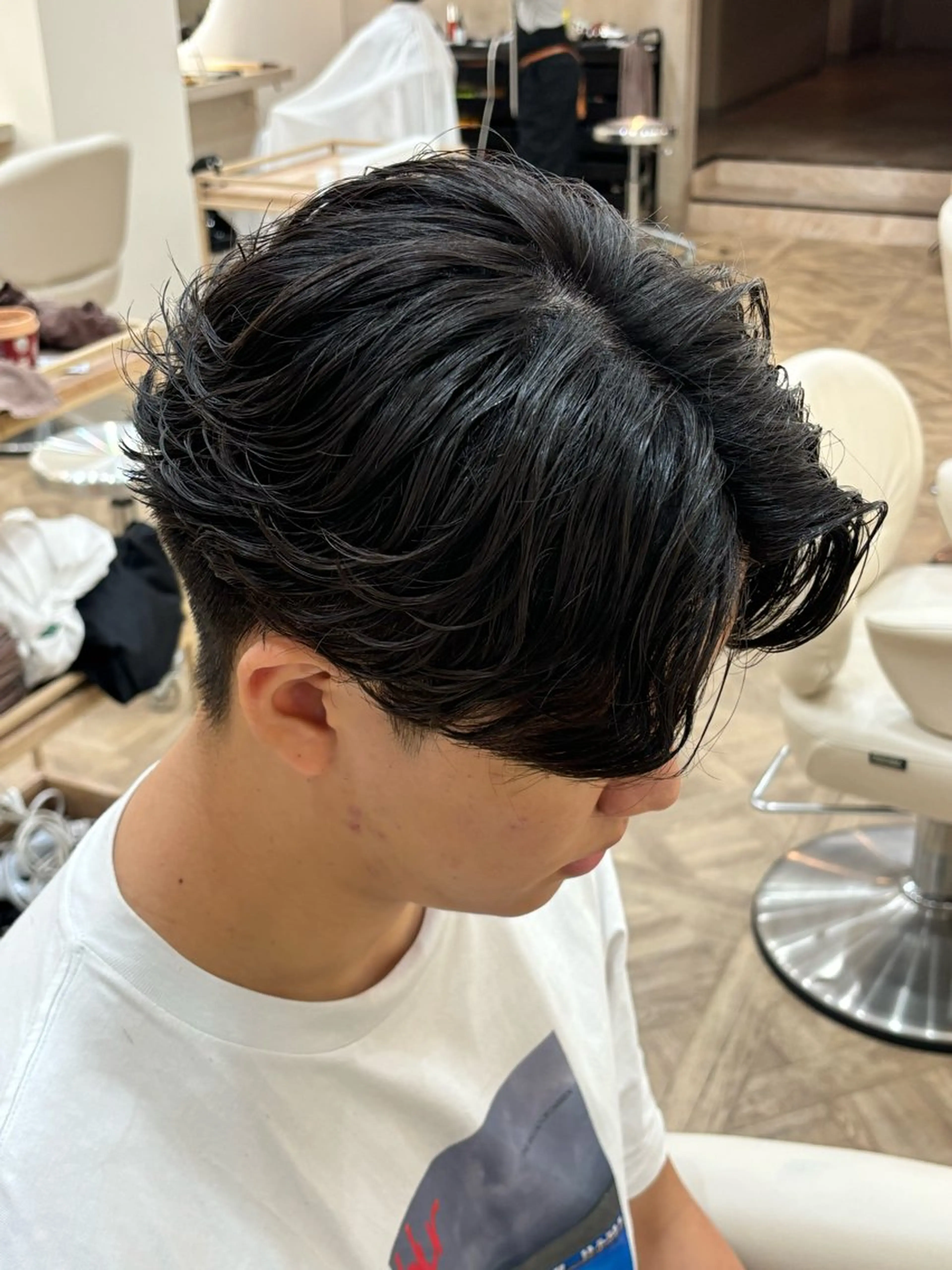 ショート パーマ メンズ フェザーパーマ メンズパーマ カット パーマ トリートメント パーマ職人DAIKI ツイスパ/波巻きのヘアスタイル