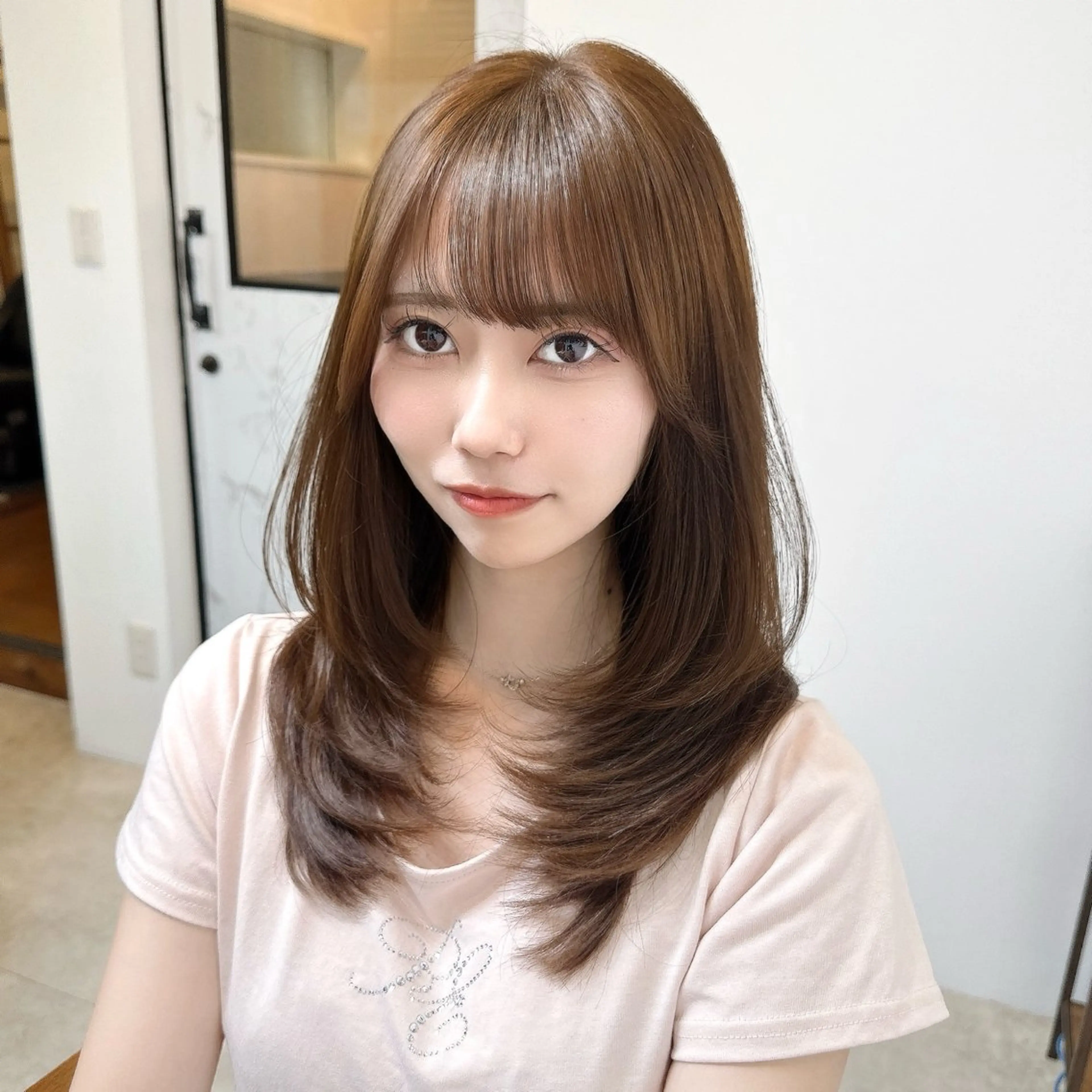 ミディアム カラー ヘアアレンジ カット ヘアカラー トリートメント FERiCIA.  表参道所属・🪄レイヤーカット 🪄吉野翔悟のヘアスタイル