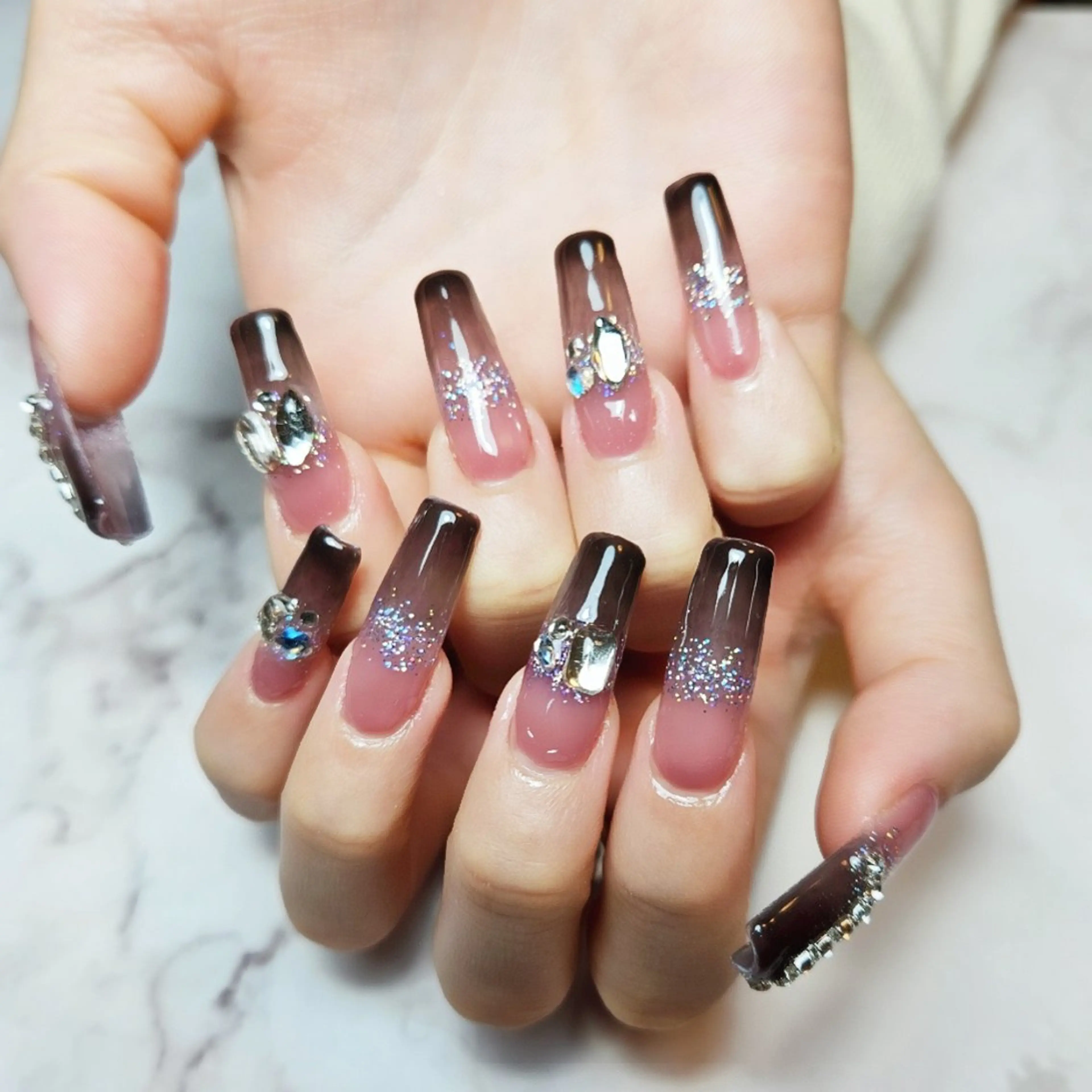 ネイル 🌈Yun nail hyejin💋のネイルデザイン