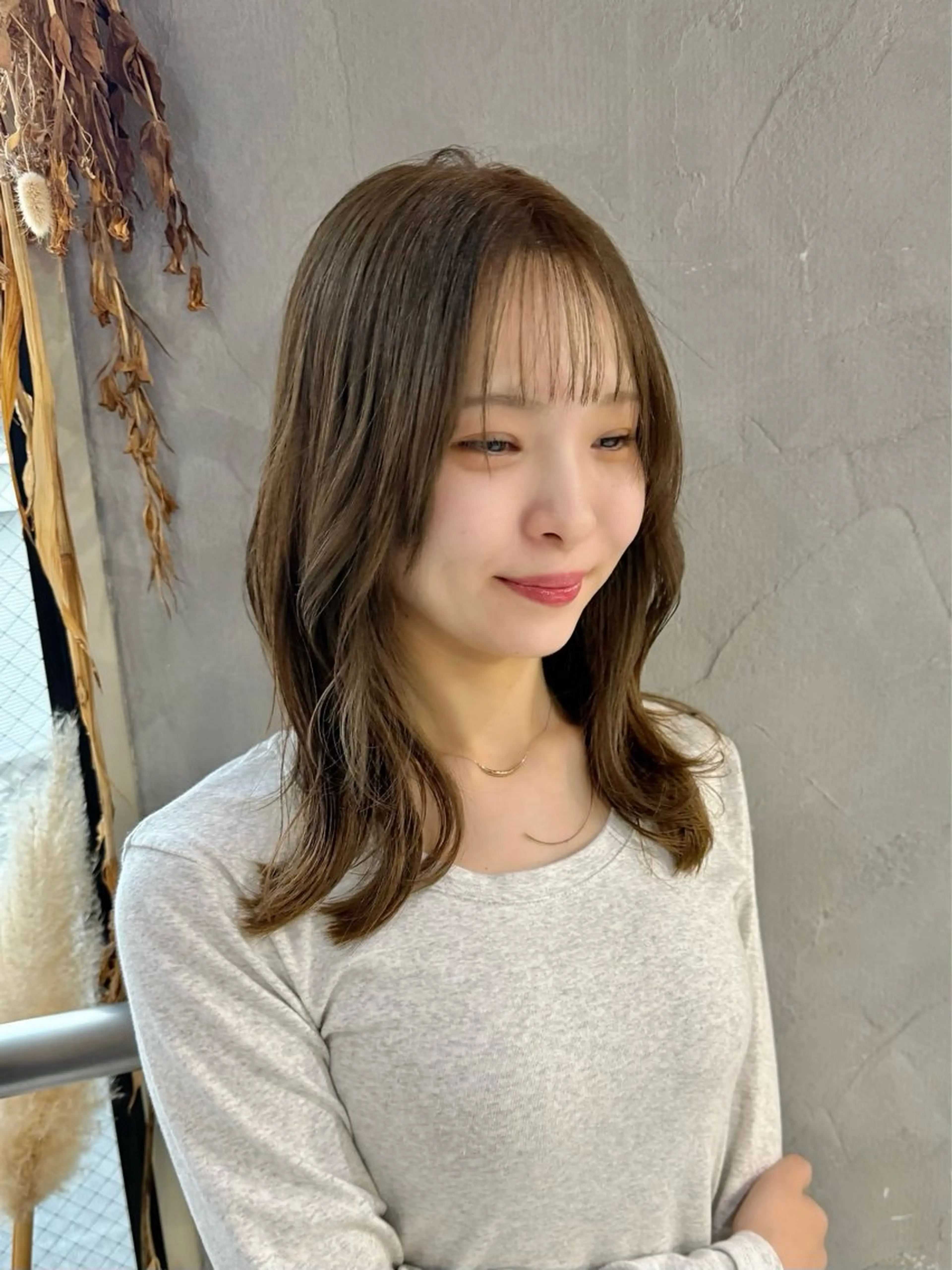 セミロング カラー カット ヘアカラー トリートメント ウルフ/レイヤー🪐 MANAのヘアスタイル