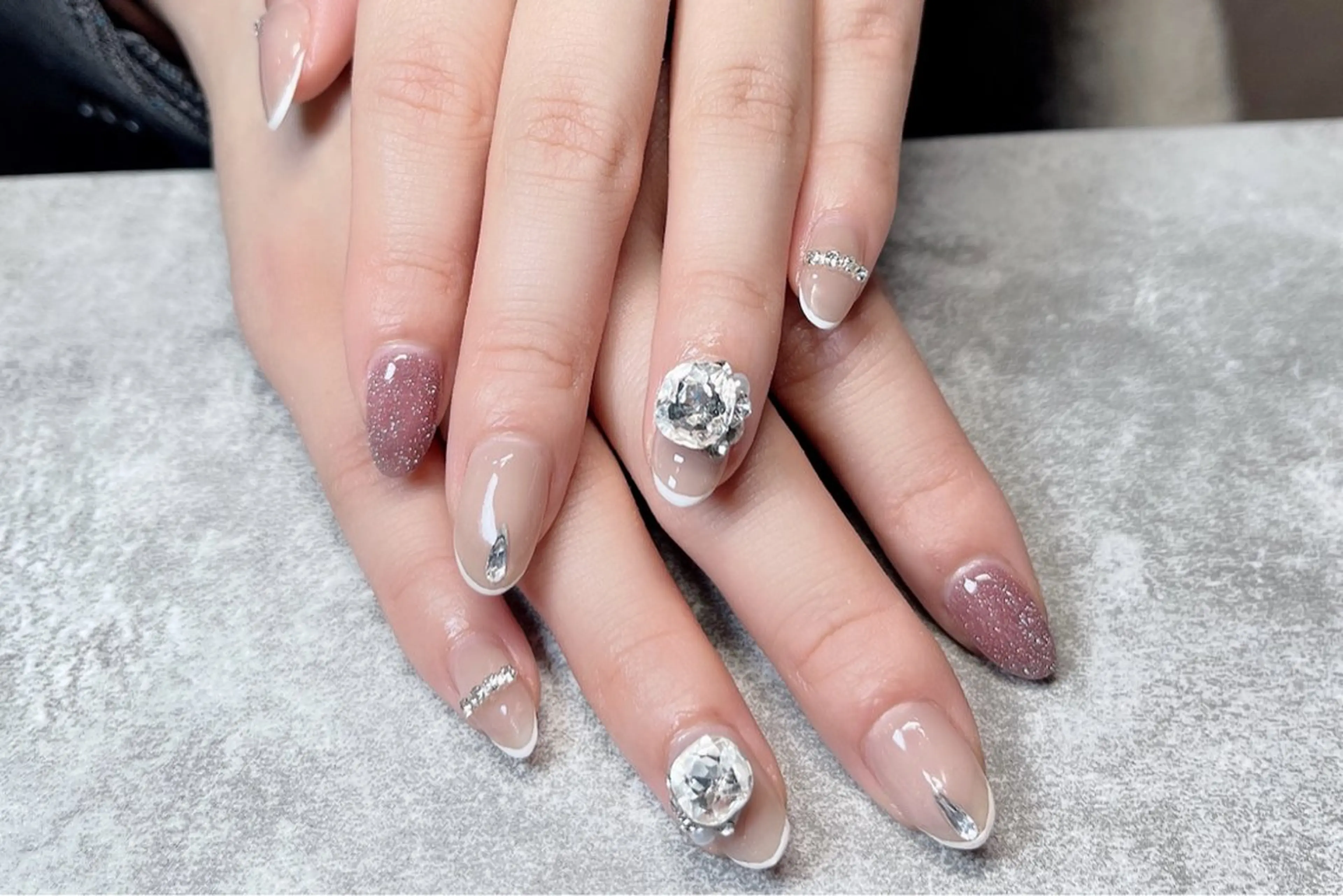 ネイル glance nailのネイルデザイン