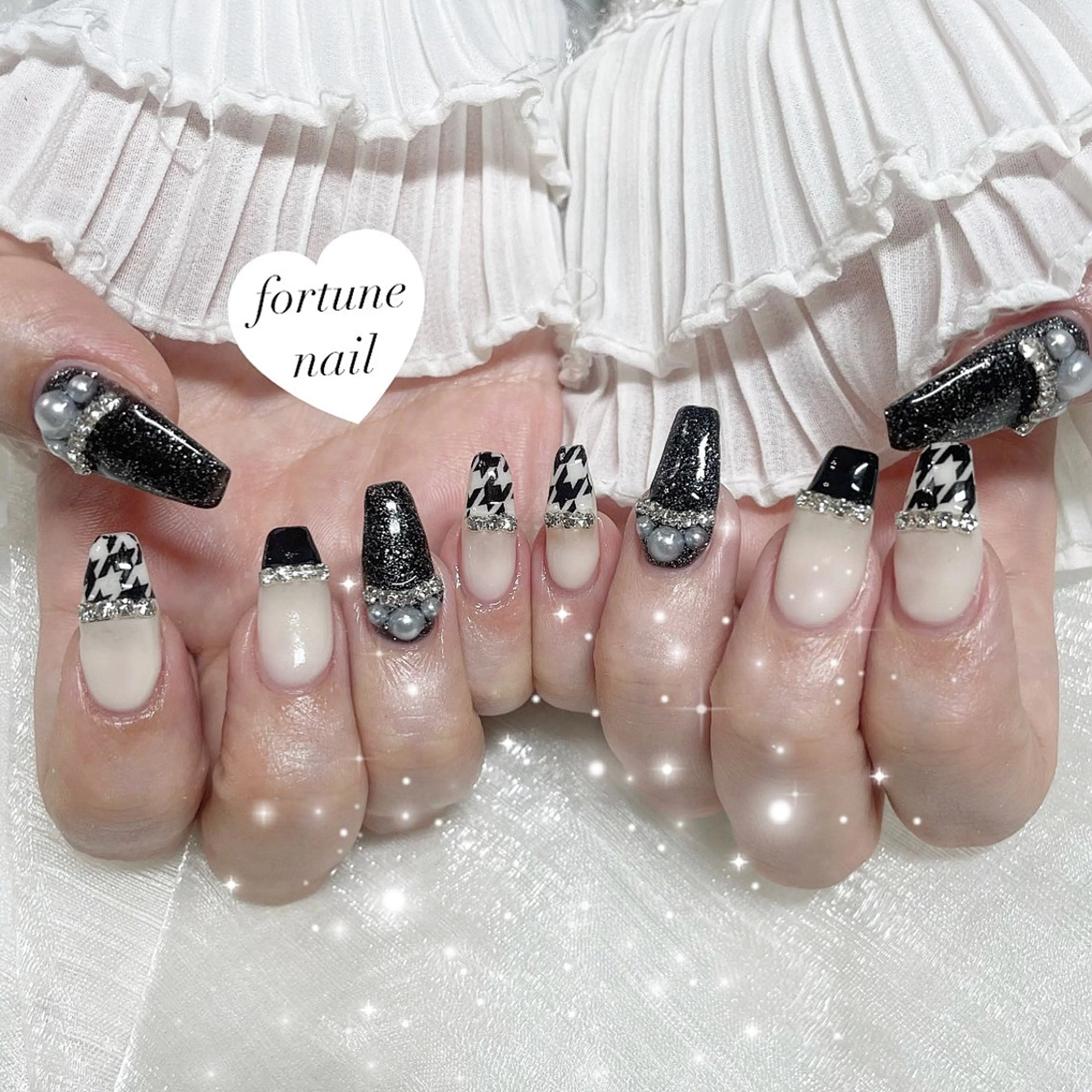 ネイル ガーリー ワンホンネイル 💎saori 💎のネイルデザイン