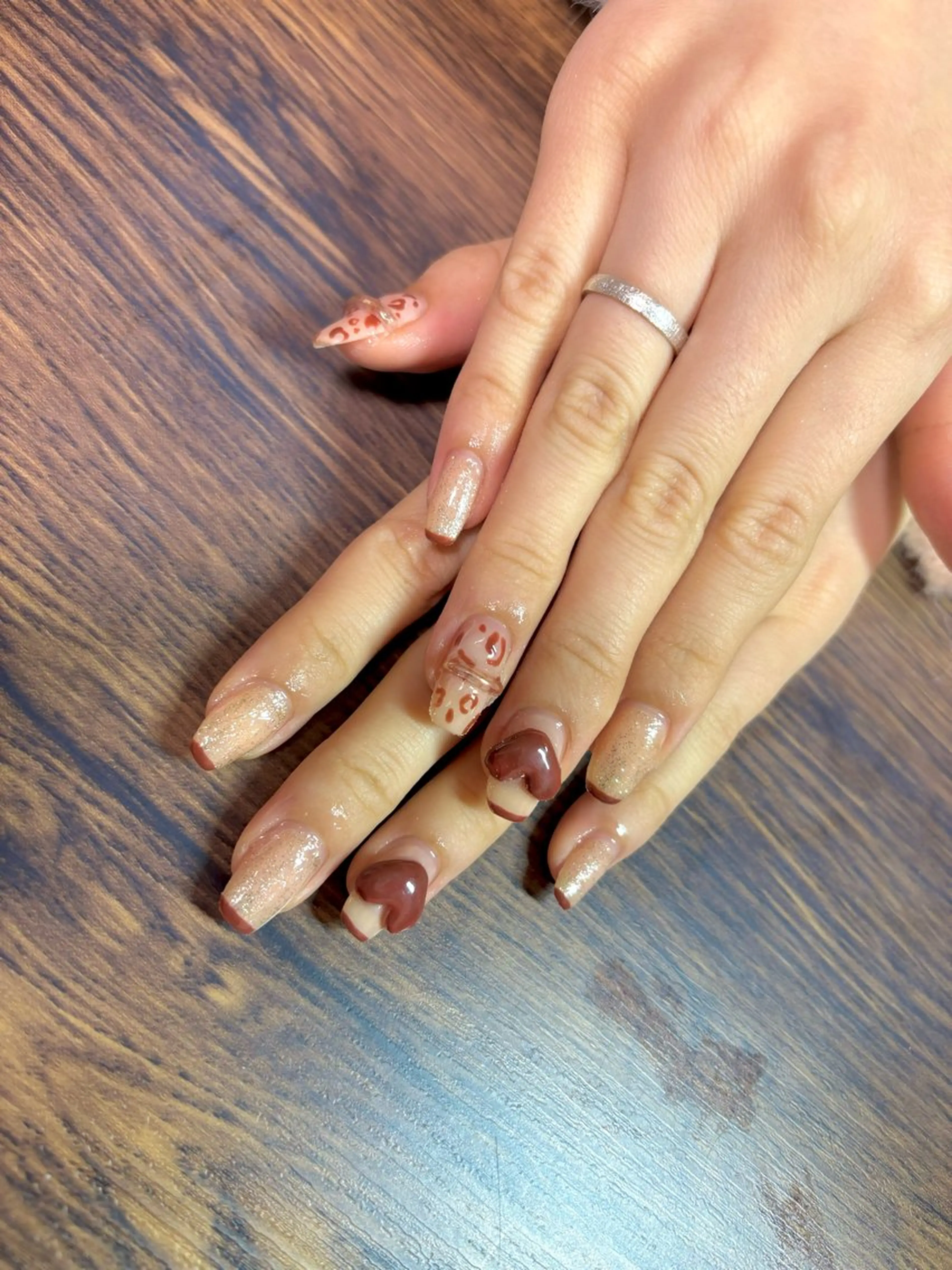 ネイル 長さ出し ハート バレンタイン mimimi nail所属・I. MITSUKIのネイルデザイン