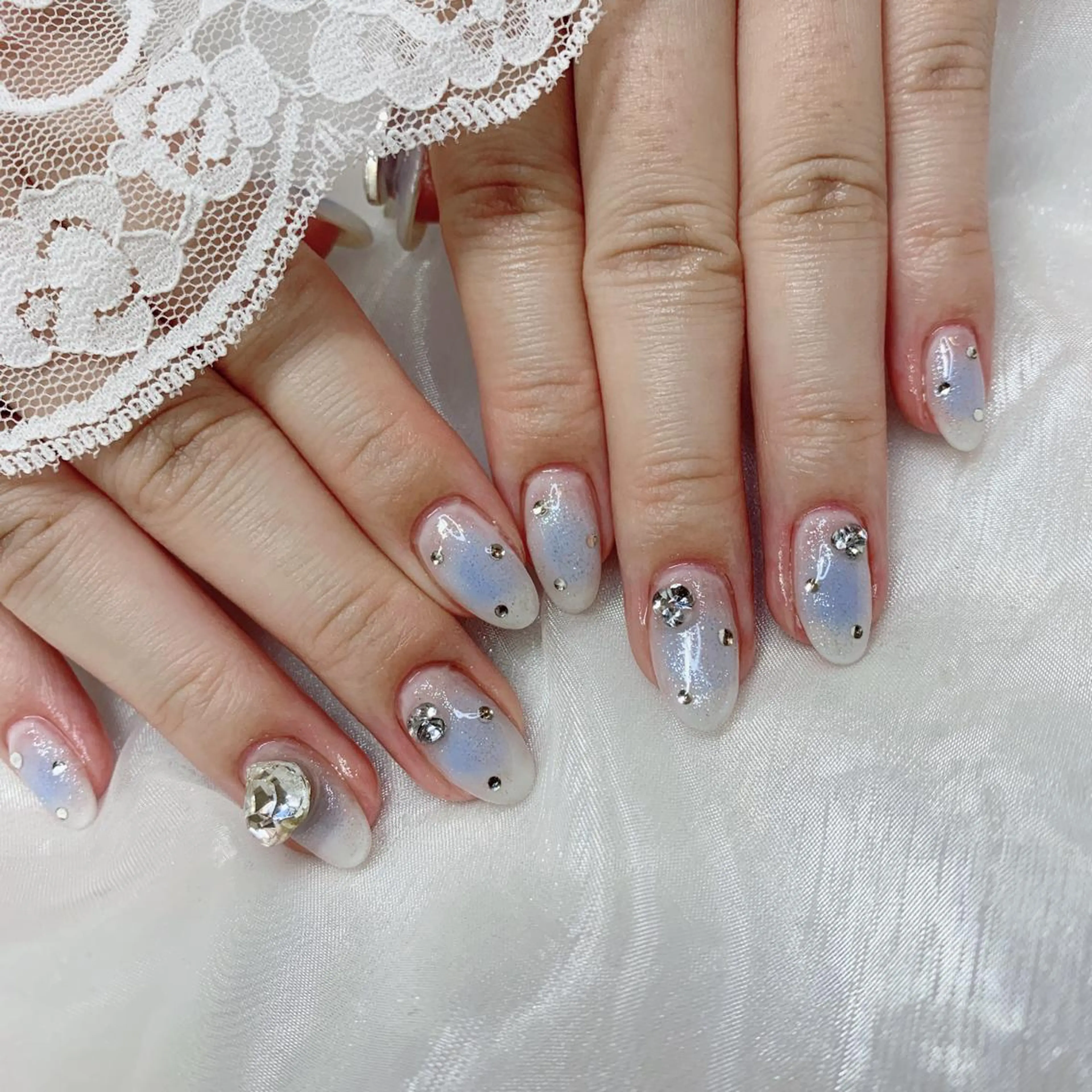 ネイル ハンドネイル La neige* yuki 🥯🍑のネイルデザイン