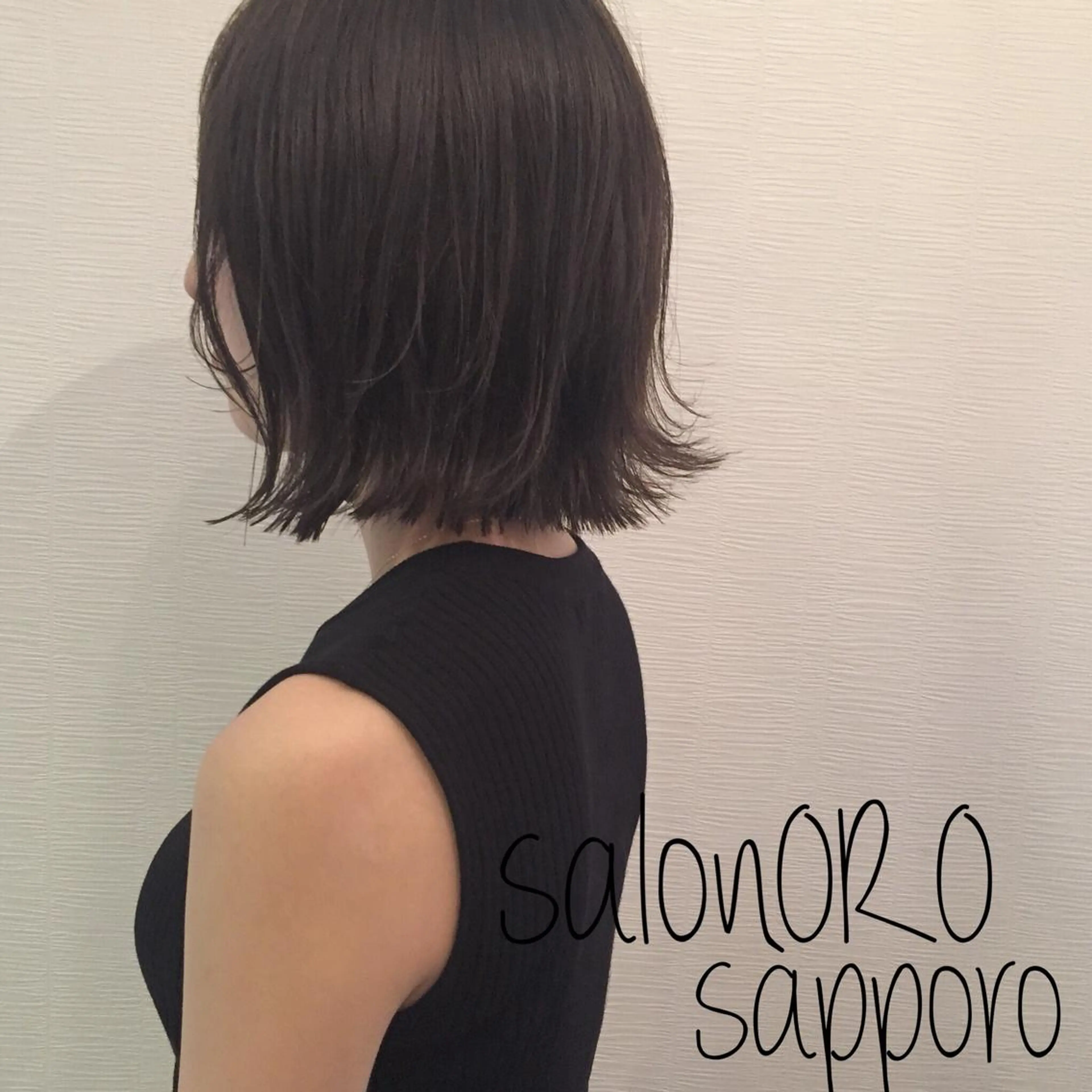 ミディアム カラー 切りっぱなしボブ グレージュ ハイライトカラー ボブ ハイライト カット ヘアカラー トリートメント toiro by lien hair atelier所属・池田 真由美のヘアスタイル