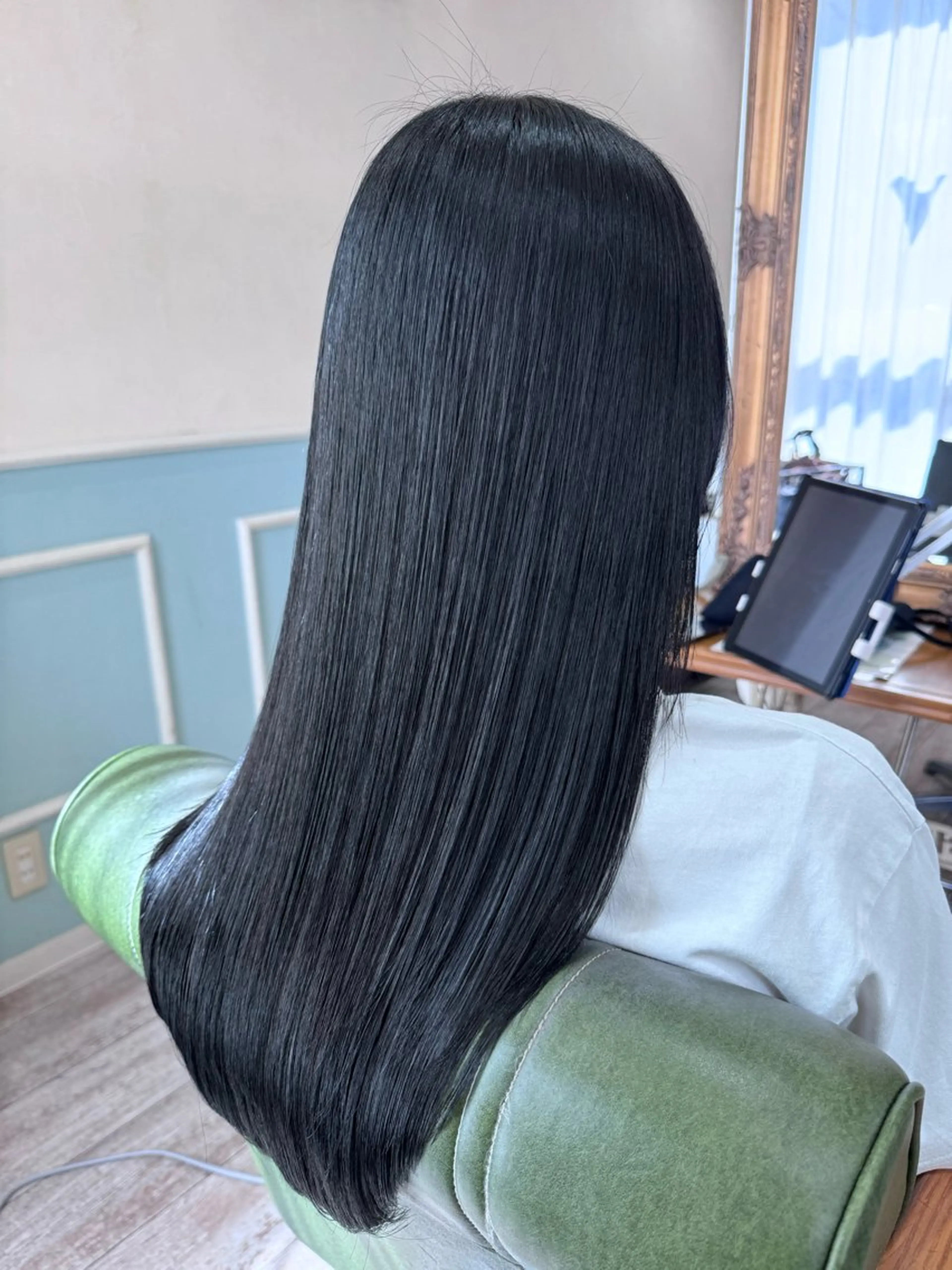 ロング カラー 髪質改善 レイヤーカット カット ヘアカラー トリートメント noble店長 松本　拓也▶◀*.のヘアスタイル