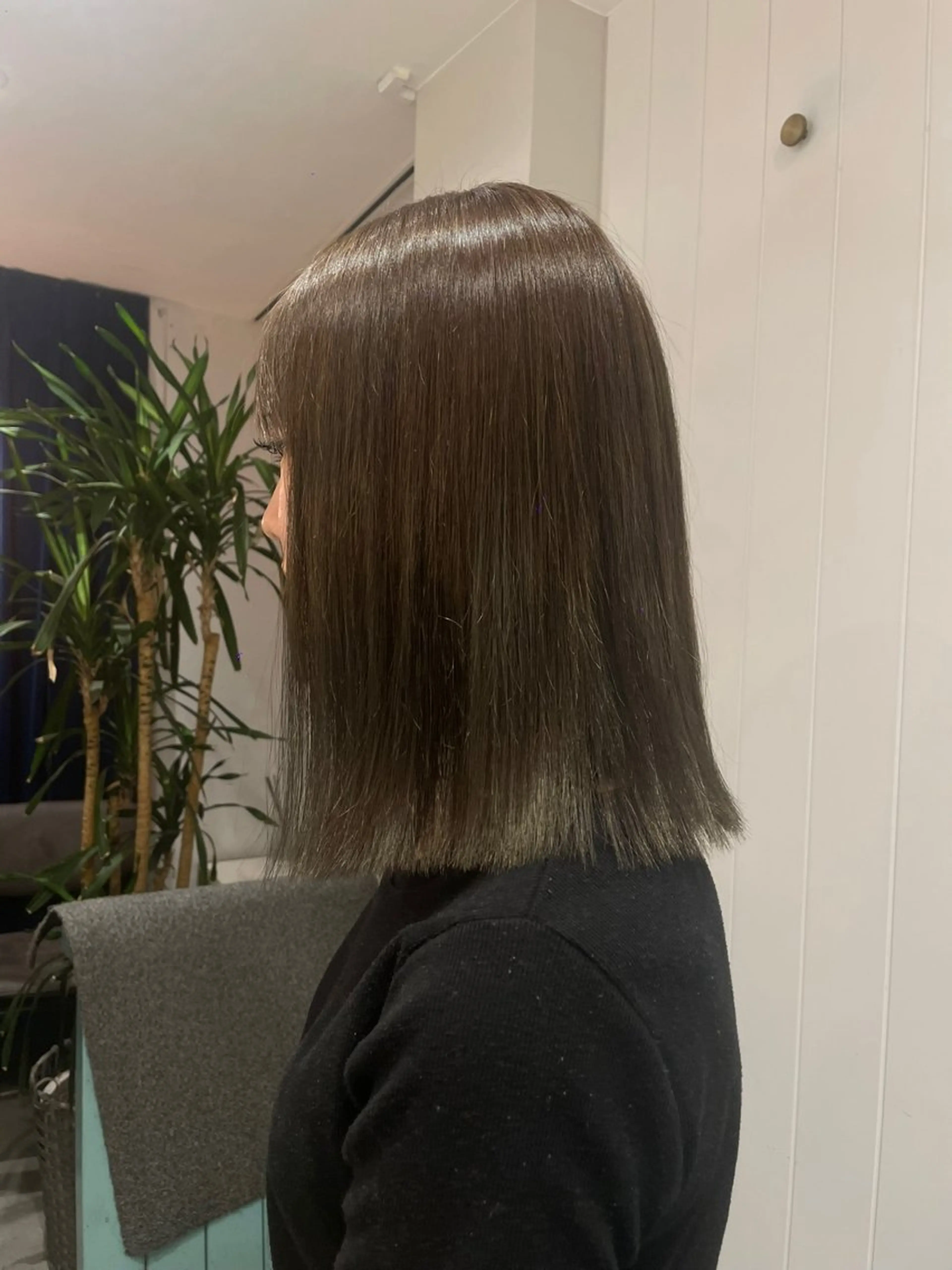 ミディアム カラー グレージュ オリーブグレージュ オリーブグレー HARUHI 銀座 美容師౨ৎ⋆˚のヘアスタイル