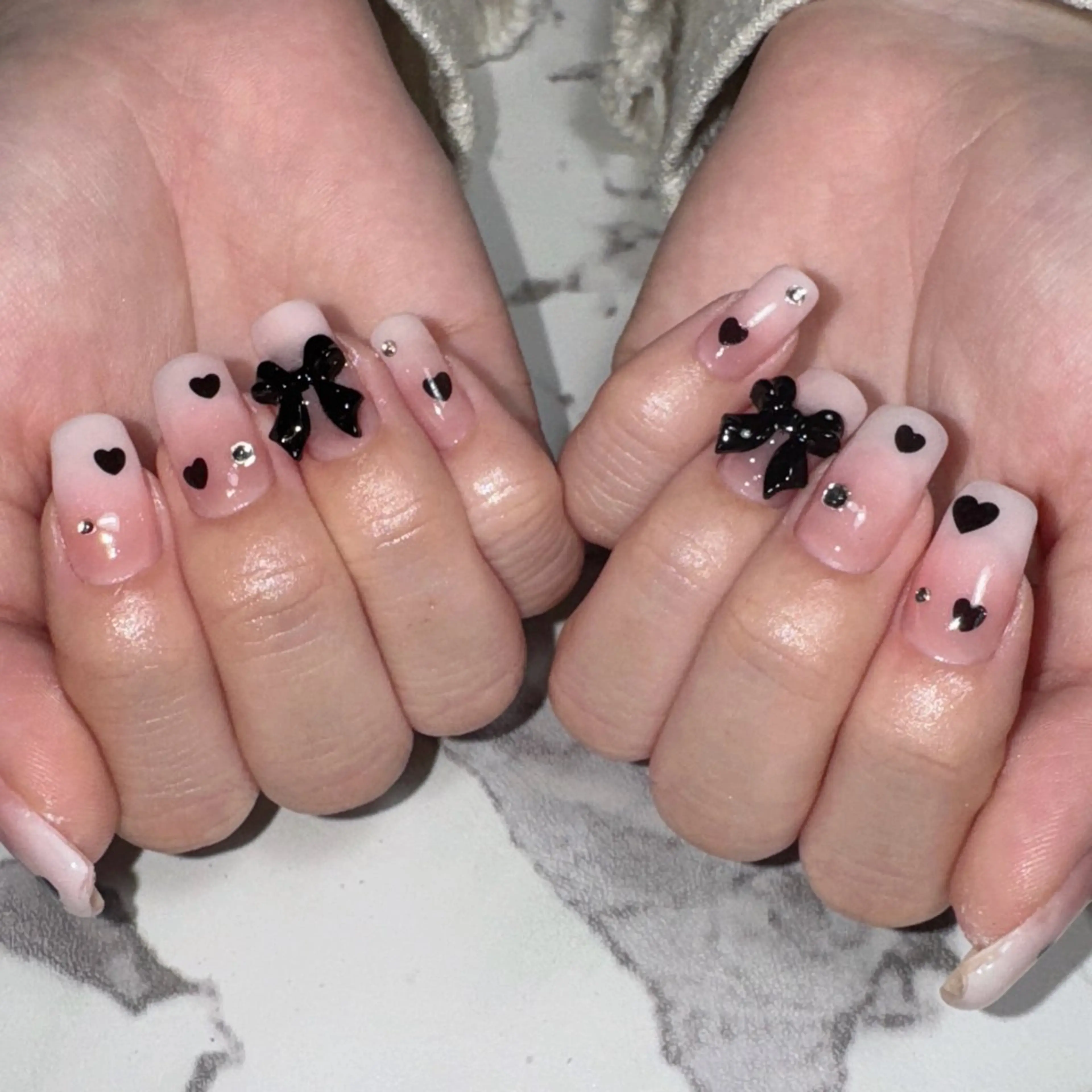 ネイル ハンドネイル on nail 尾張旭三郷店のネイルデザイン