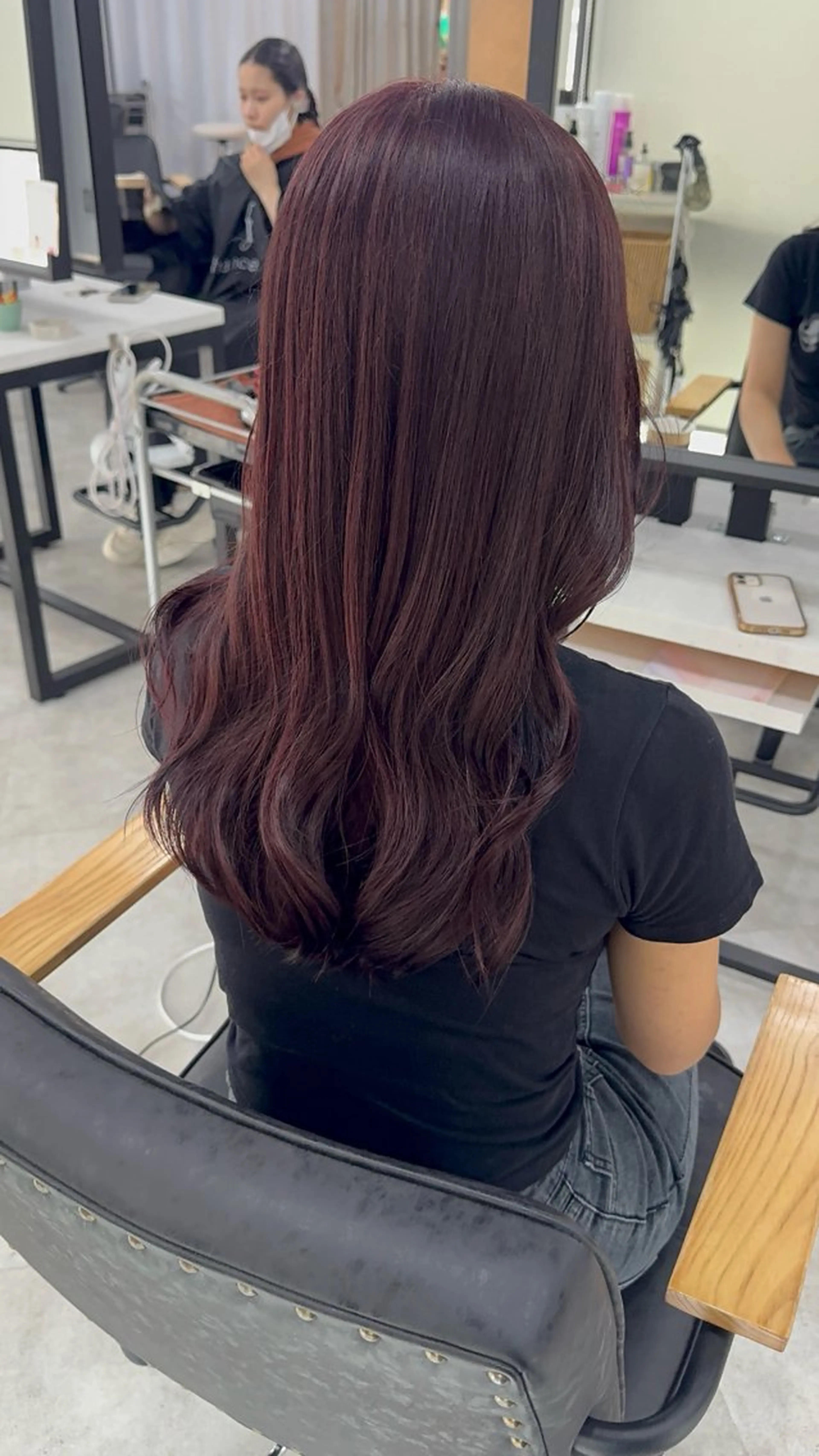 ロング カラー アッシュ アッシュブラウン ベージュカラー 黒髪 ブリーチ カット ヘアカラー トリートメント 赤み無し柔らかカラー 【梅田】madokaのヘアスタイル