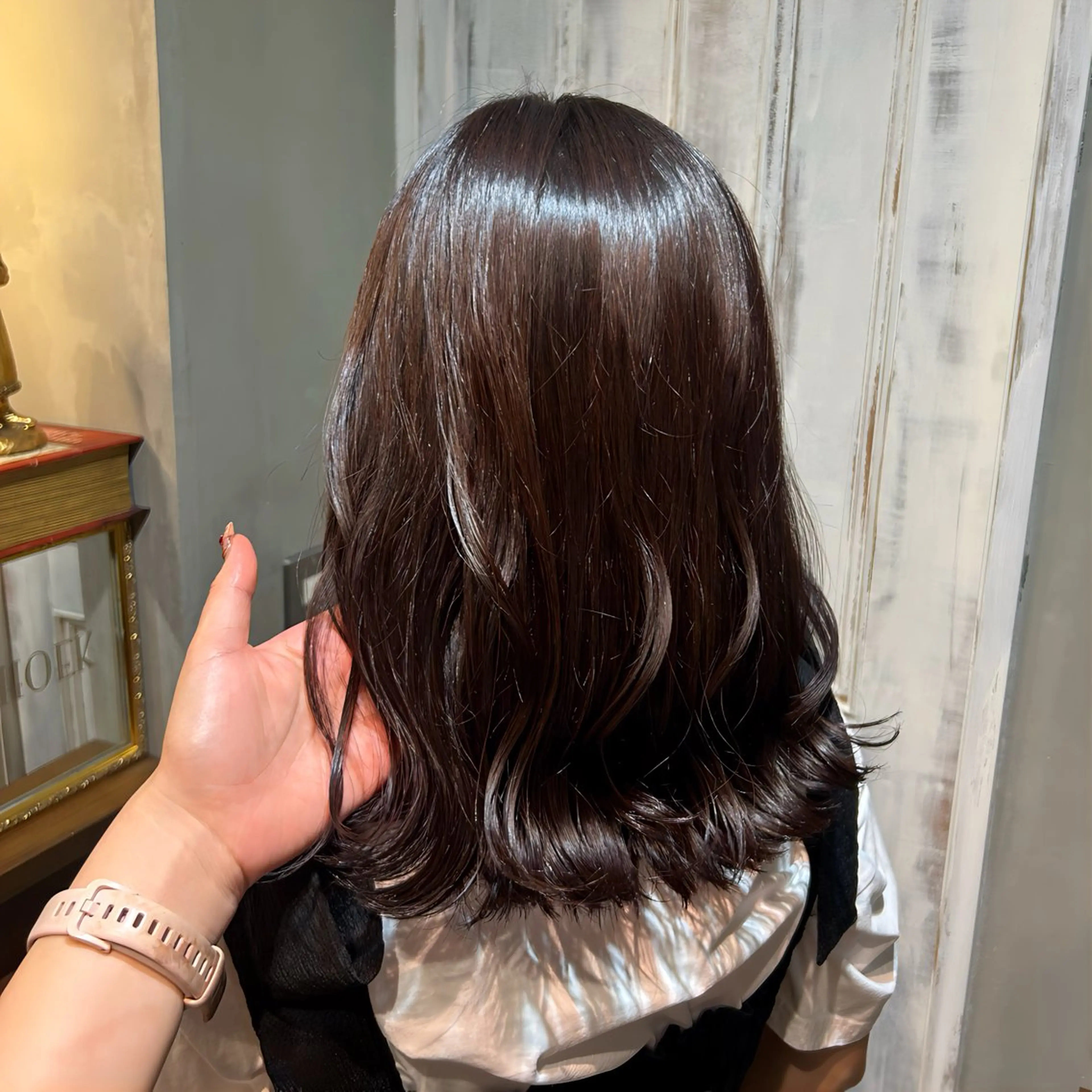 ミディアム ヘアカラー mana♡透明感 カラー/縮毛矯正🫧のヘアスタイル